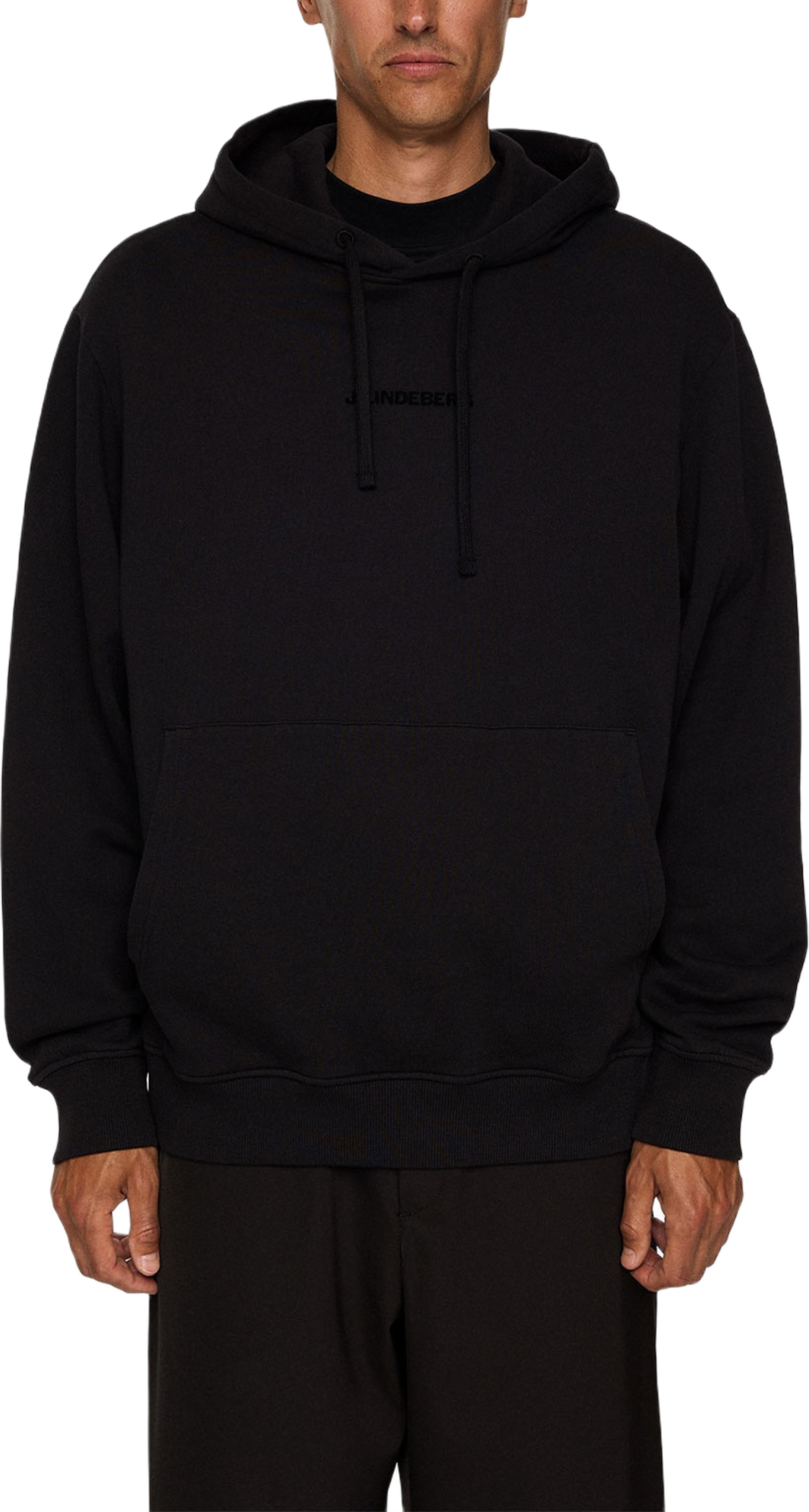 Callan Hoodie, från J.Lindeberg, i färgen Black.