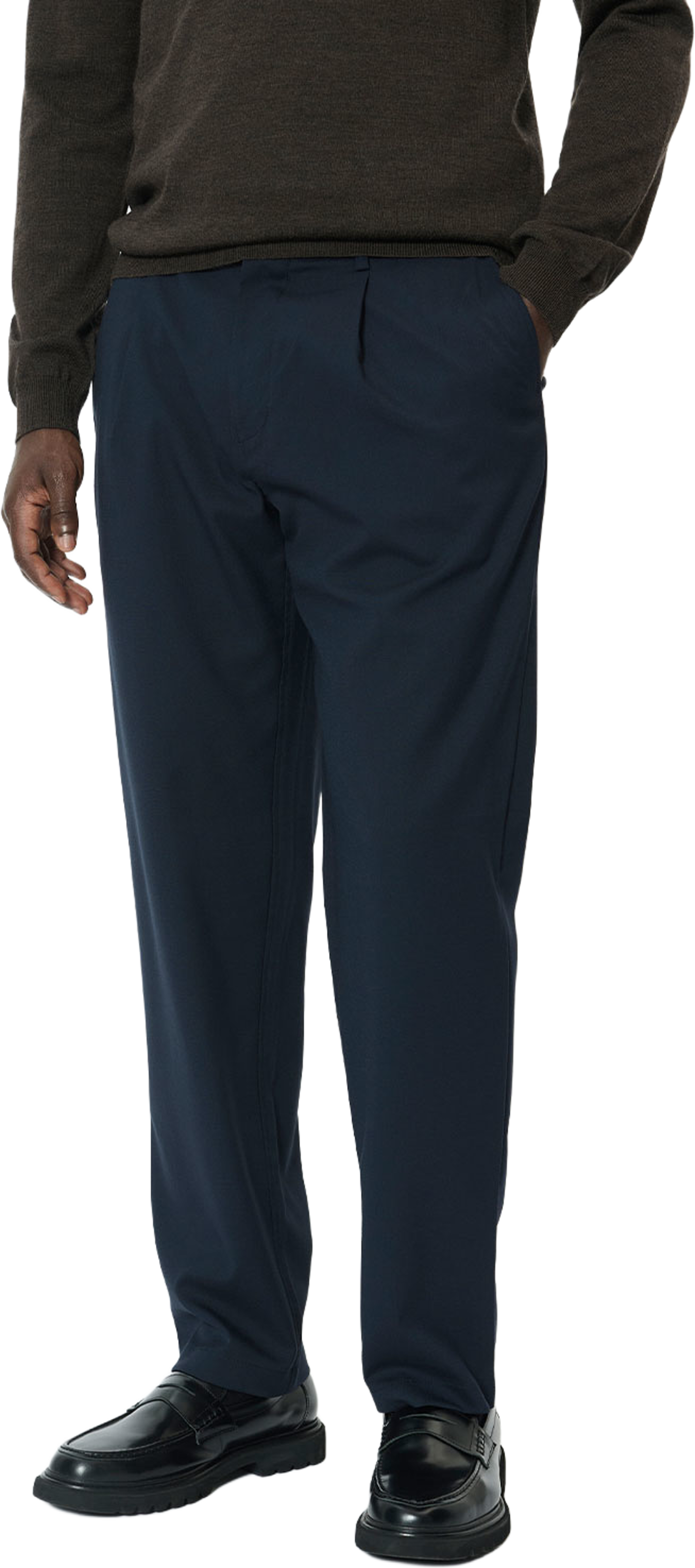 Hart Pant, från Matinique, i färgen Dark Navy. Klicka för att öppna bilden i stort format