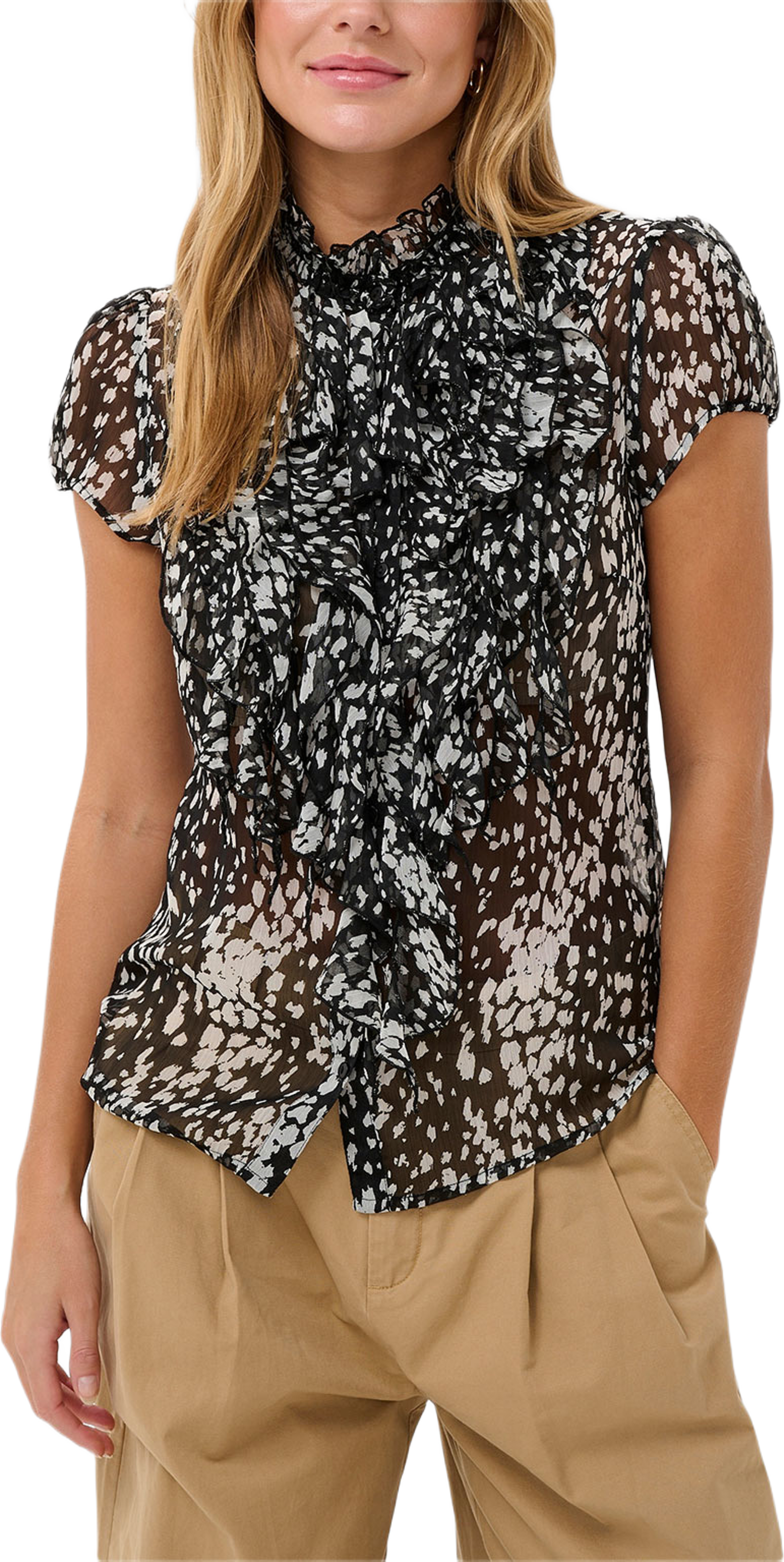 LiljaSZ Crinkle Shirt, från Saint Tropez, i färgen Blackice Spotty Animal. Klicka för att öppna bilden i stort format