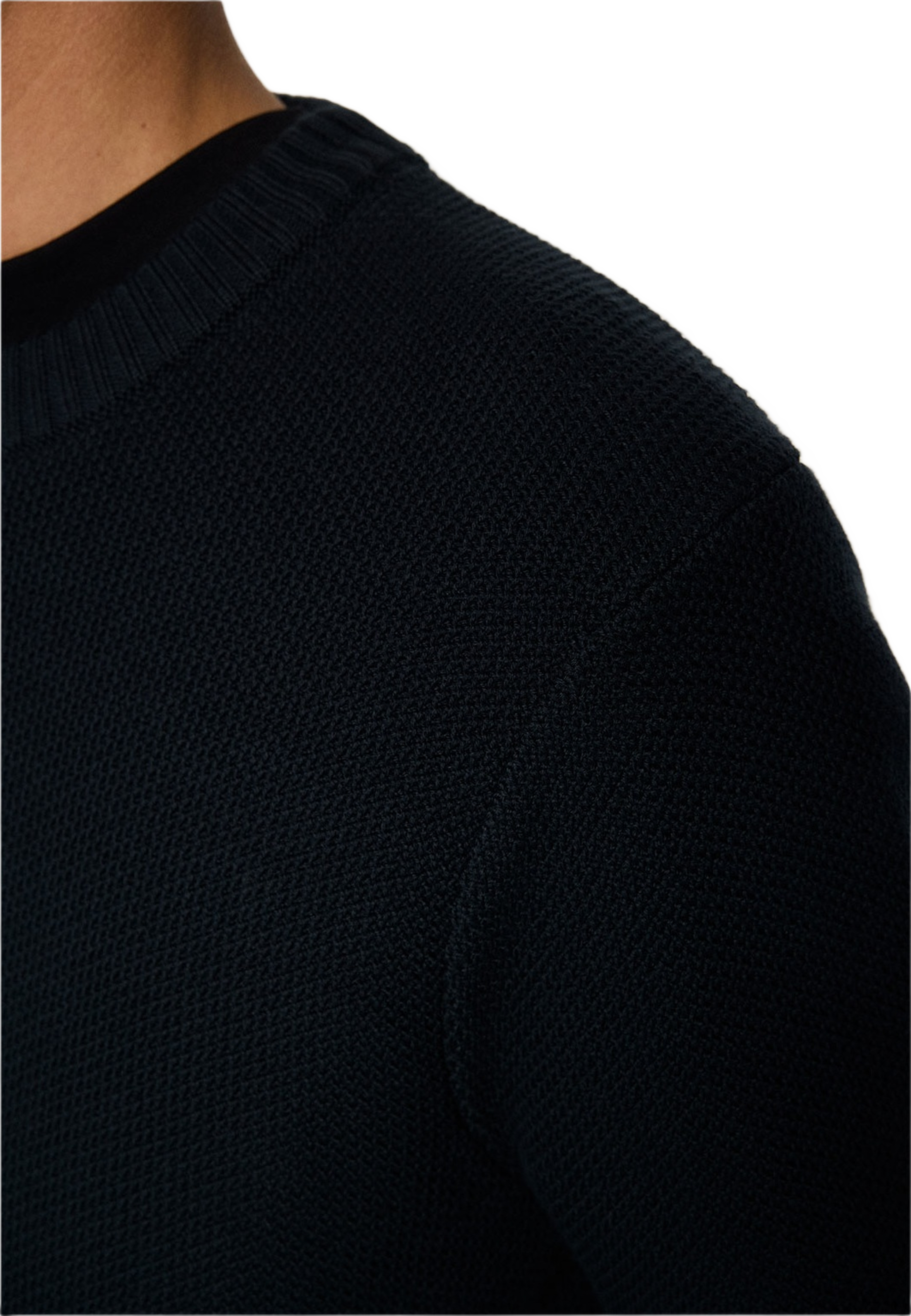 Oliver Structure Sweater, från J.Lindeberg, i färgen Jl Navy.
