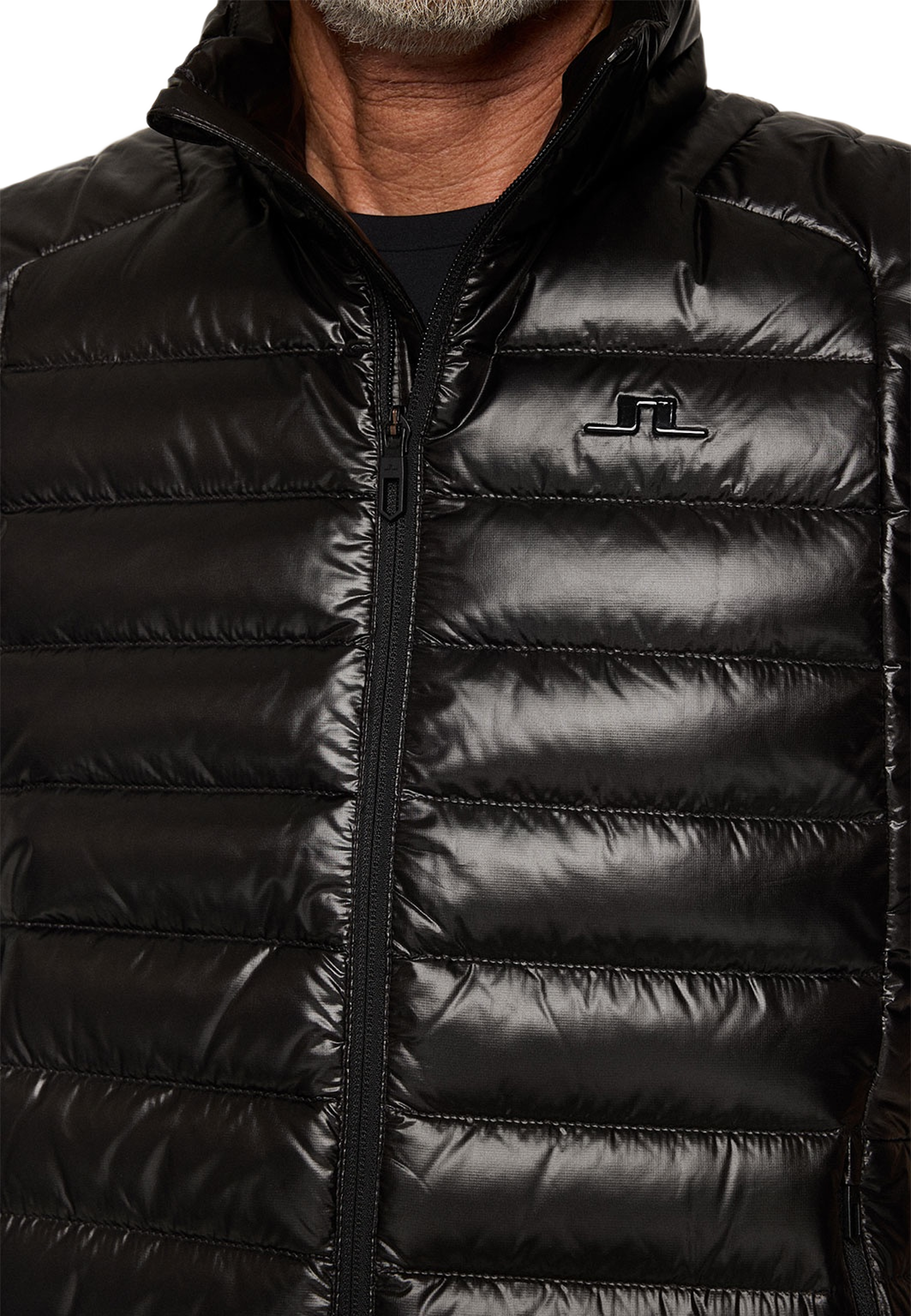 Oden Light Down Vest, från J.Lindeberg, i färgen Black.