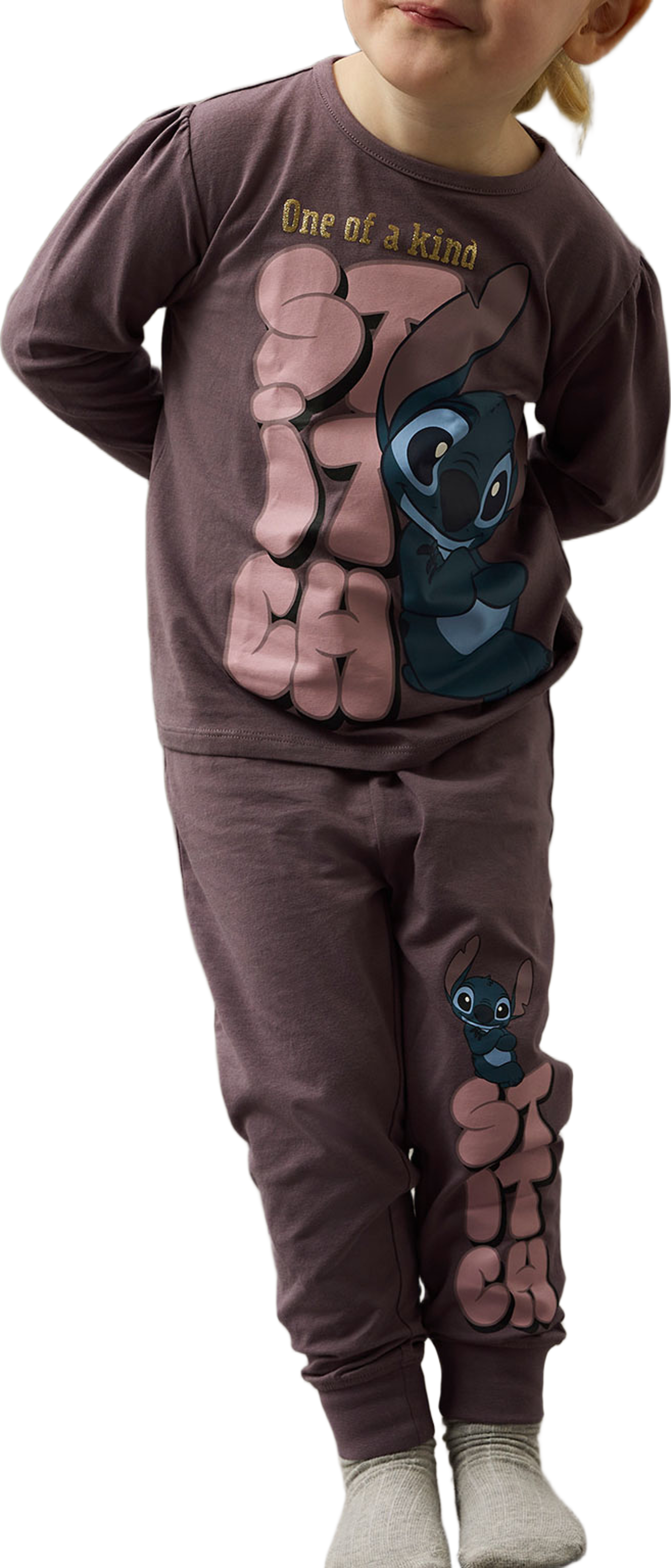 Pyjamas STITCH, från Name It, i färgen Moonscape. Klicka för att öppna bilden i stort format