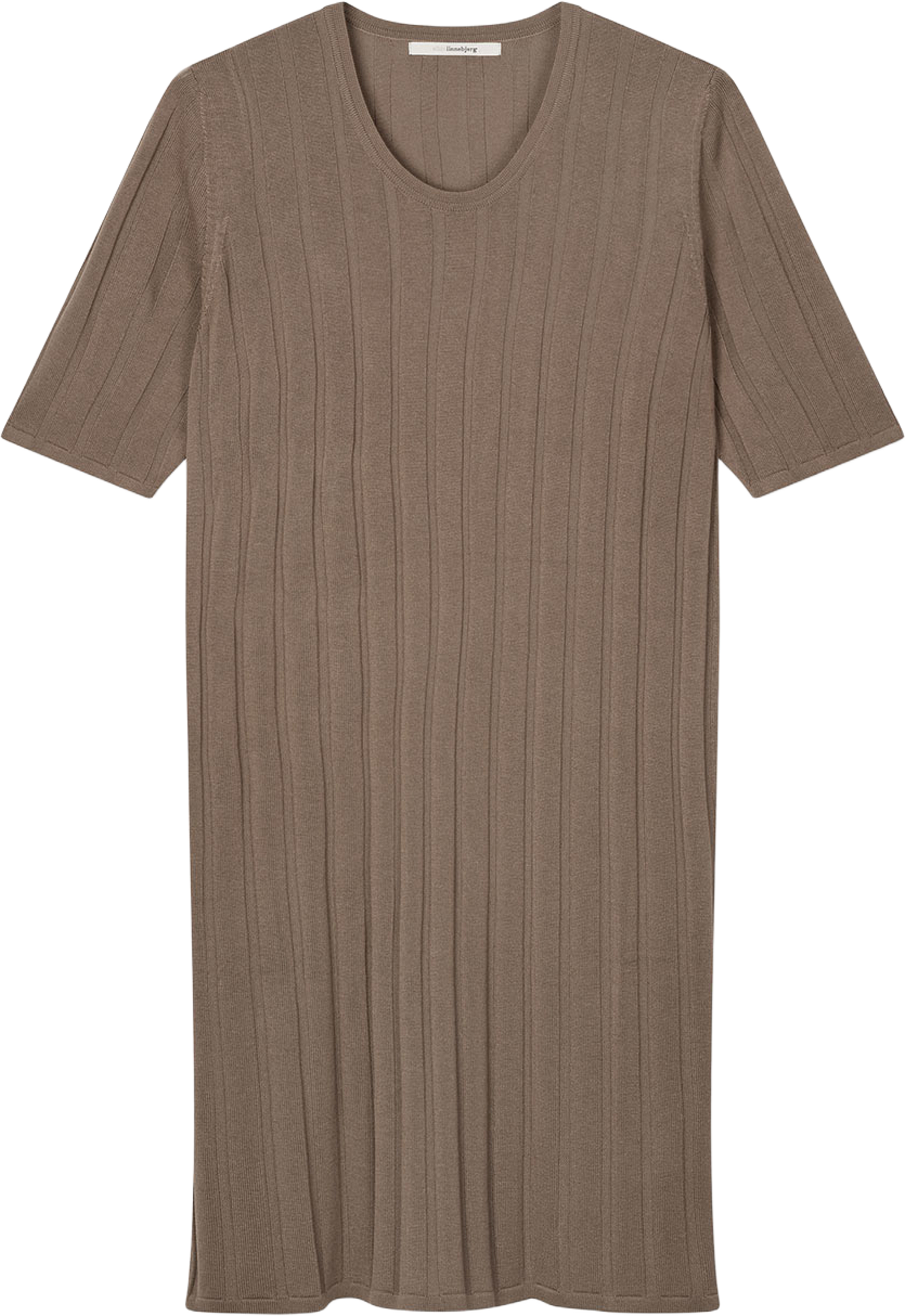 MAE DRESS, från Sibin Linnebjerg, i färgen Mole. Klicka för att öppna bilden i stort format