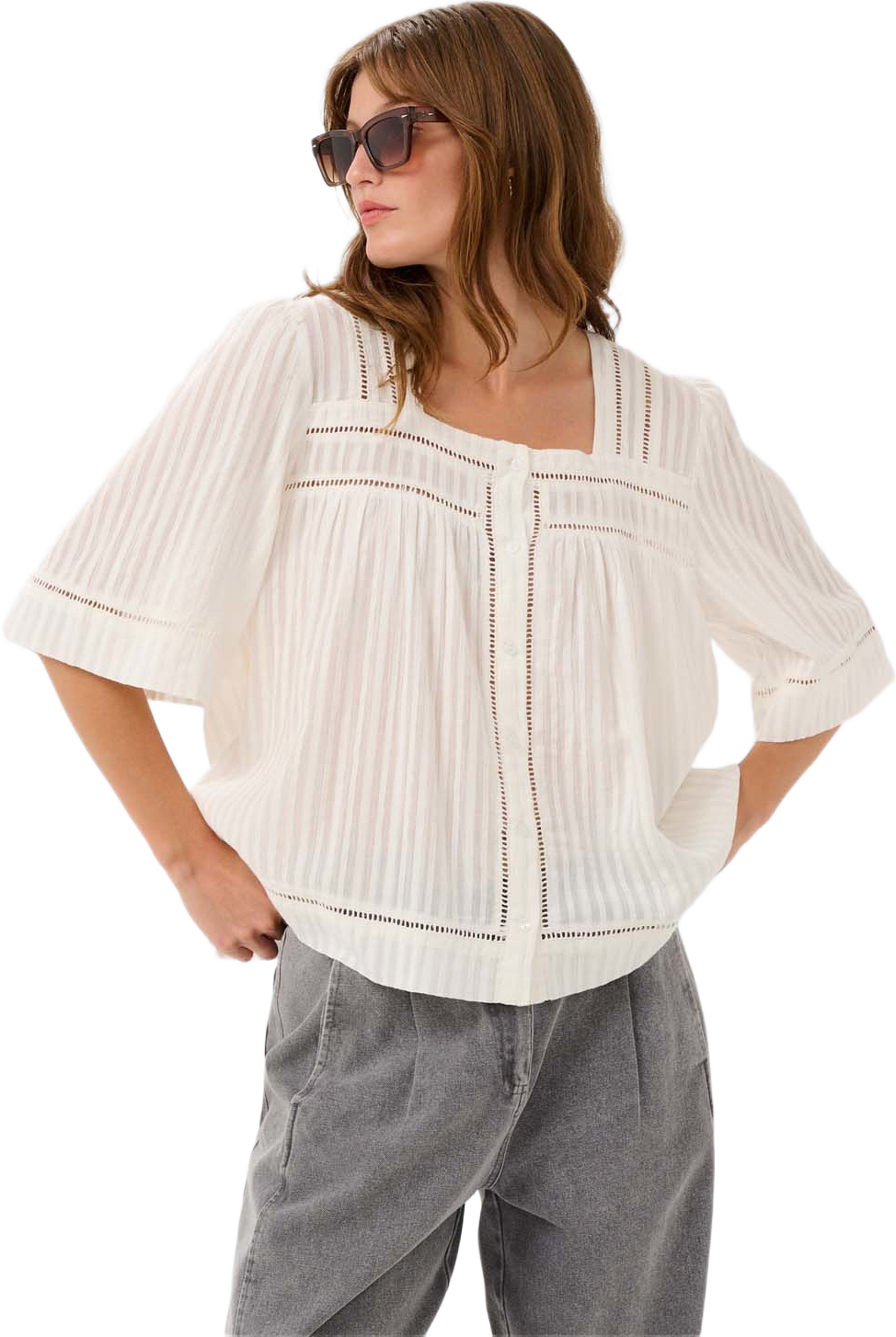 SLBianca Blouse, från Soaked In Luxury, i färgen Broken White. Klicka för att öppna bilden i stort format