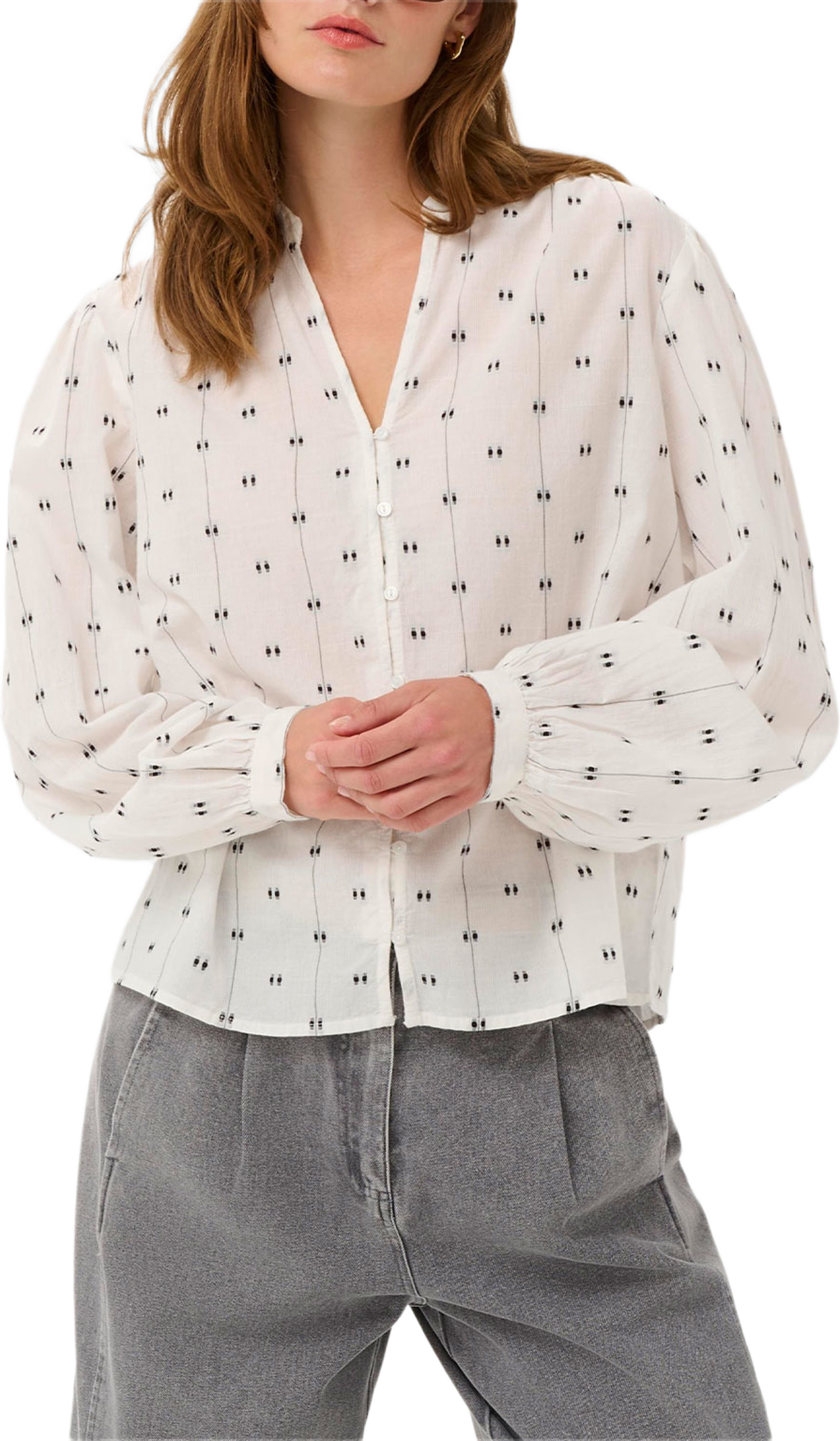 SLAmelie Shirt, från Soaked In Luxury, i färgen White W. Black Dobby. Klicka för att öppna bilden i stort format