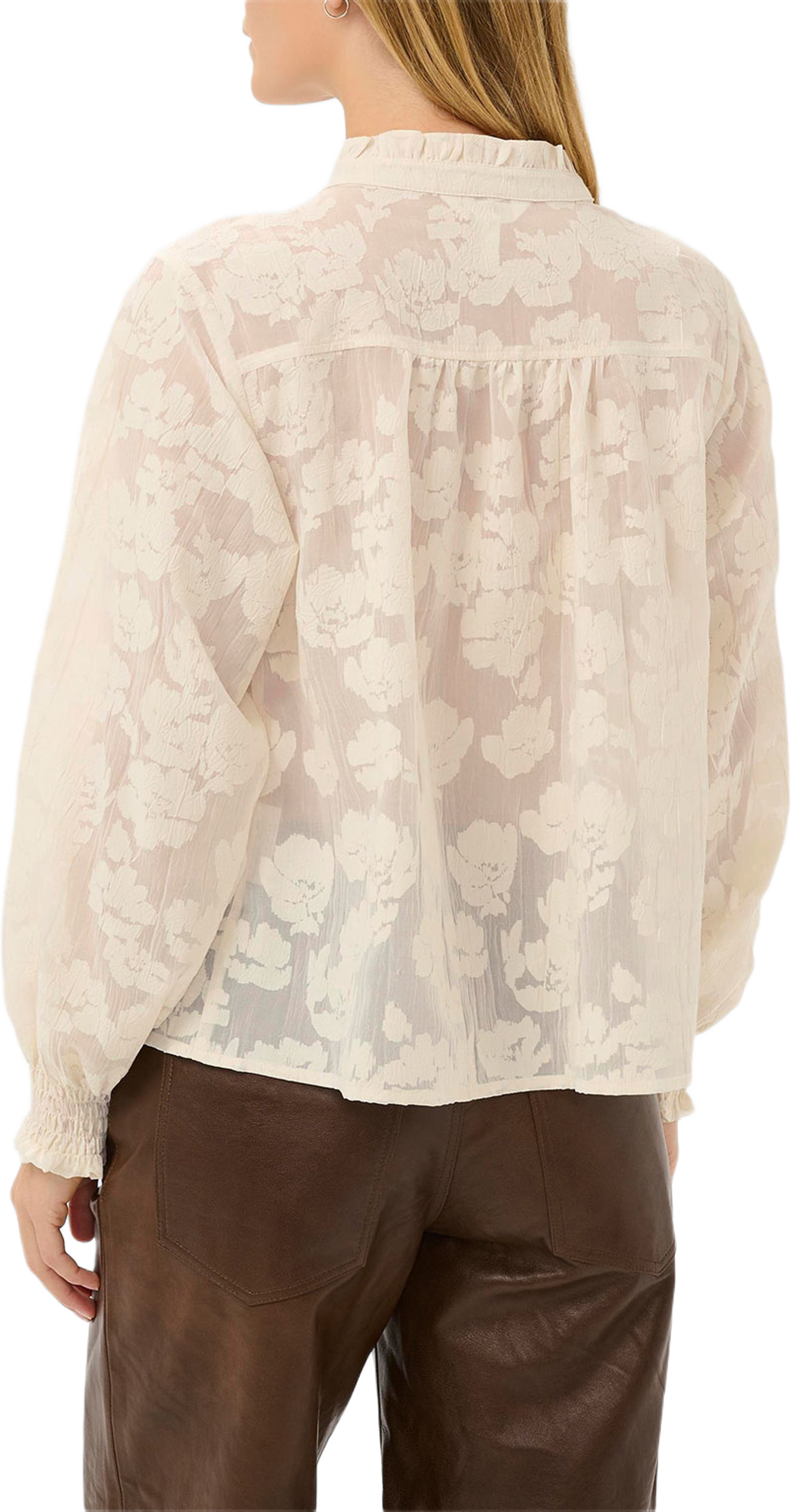 Zayan BL, från Part Two, i färgen Whisper White Blurred Flower. Klicka för att öppna bilden i stort format