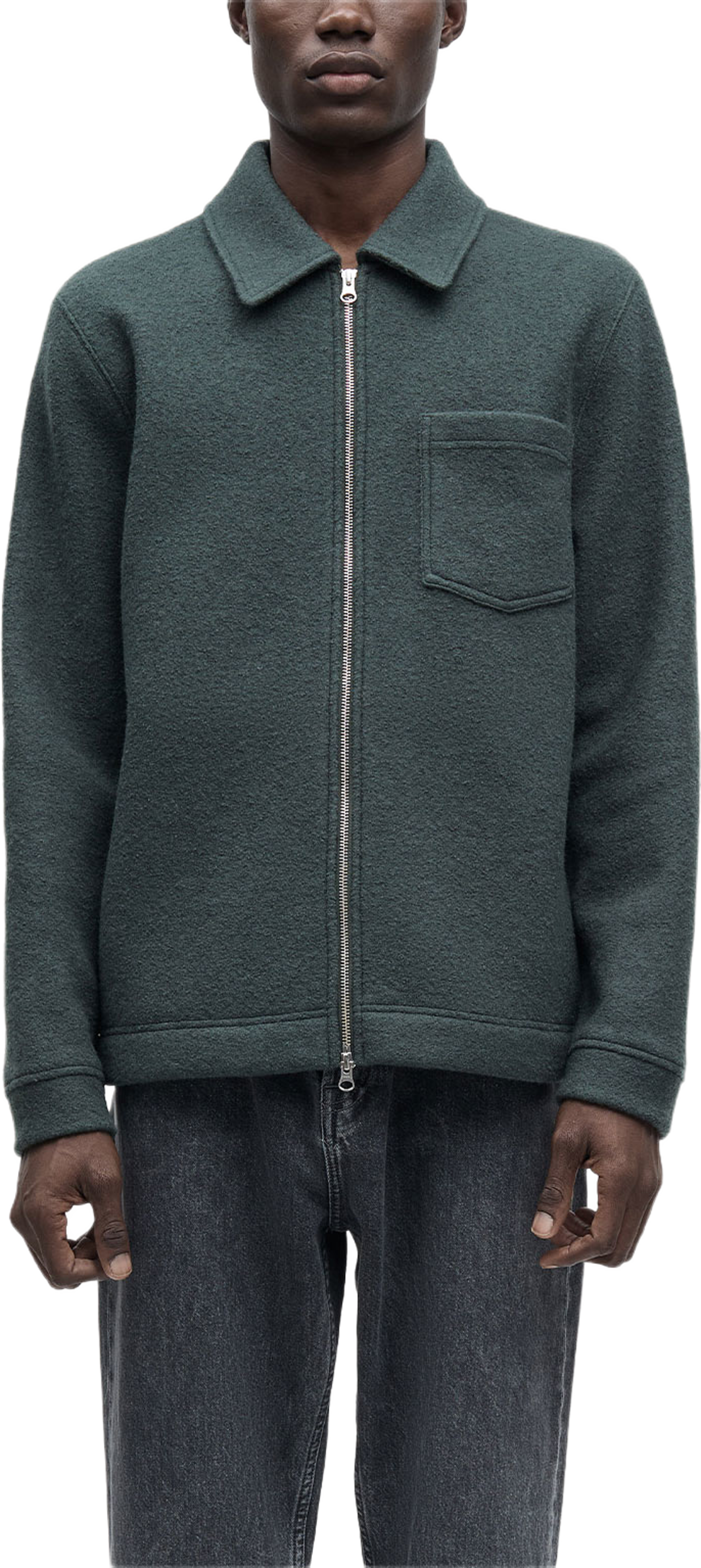 Hannes Full Zip, från SAMSOE SAMSOE, i färgen Dark Evergreen. Klicka för att öppna bilden i stort format