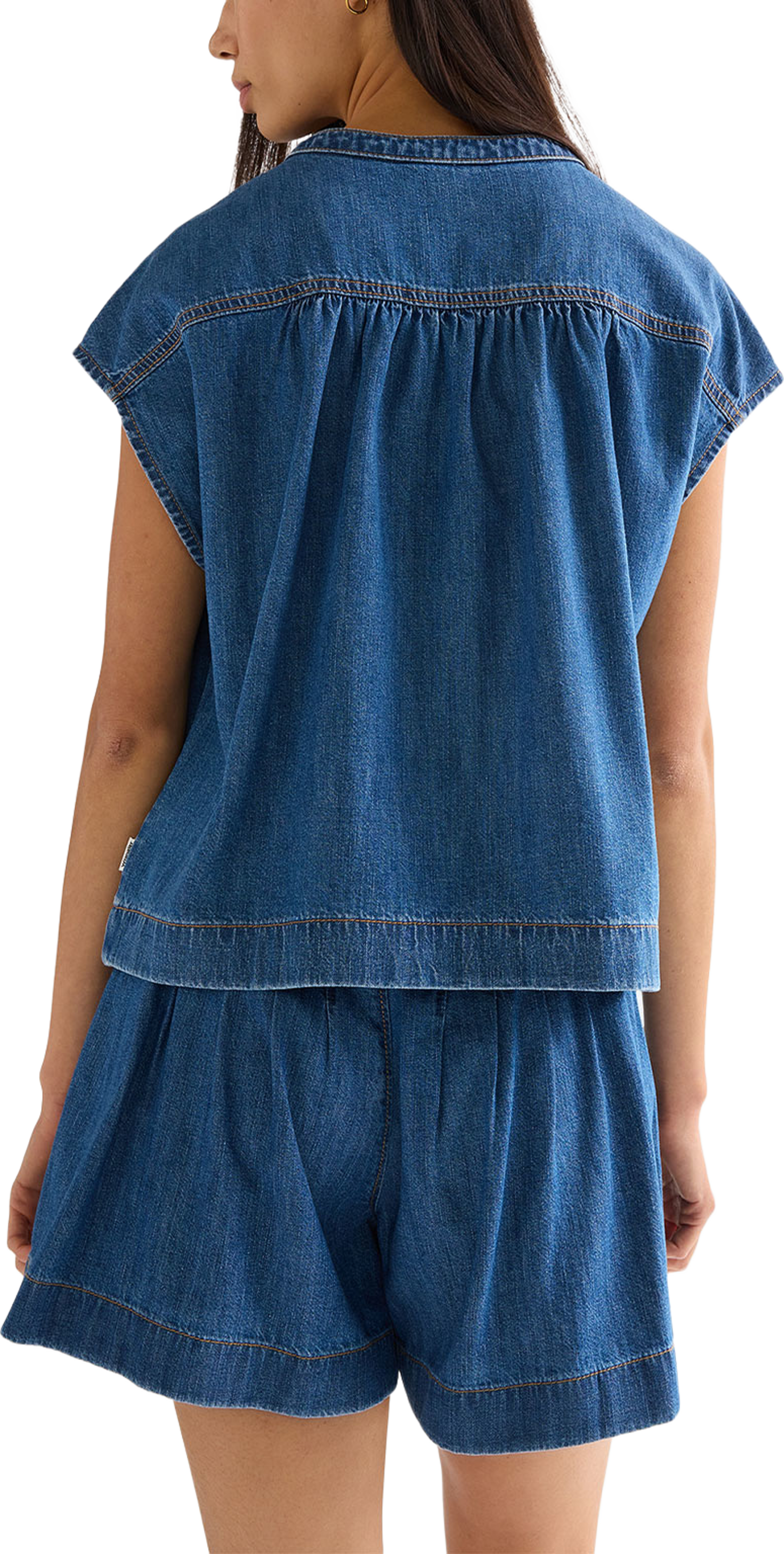 Drop Shoulder Shirt, från Wrangler, i färgen Mystic Tide. Klicka för att öppna bilden i stort format