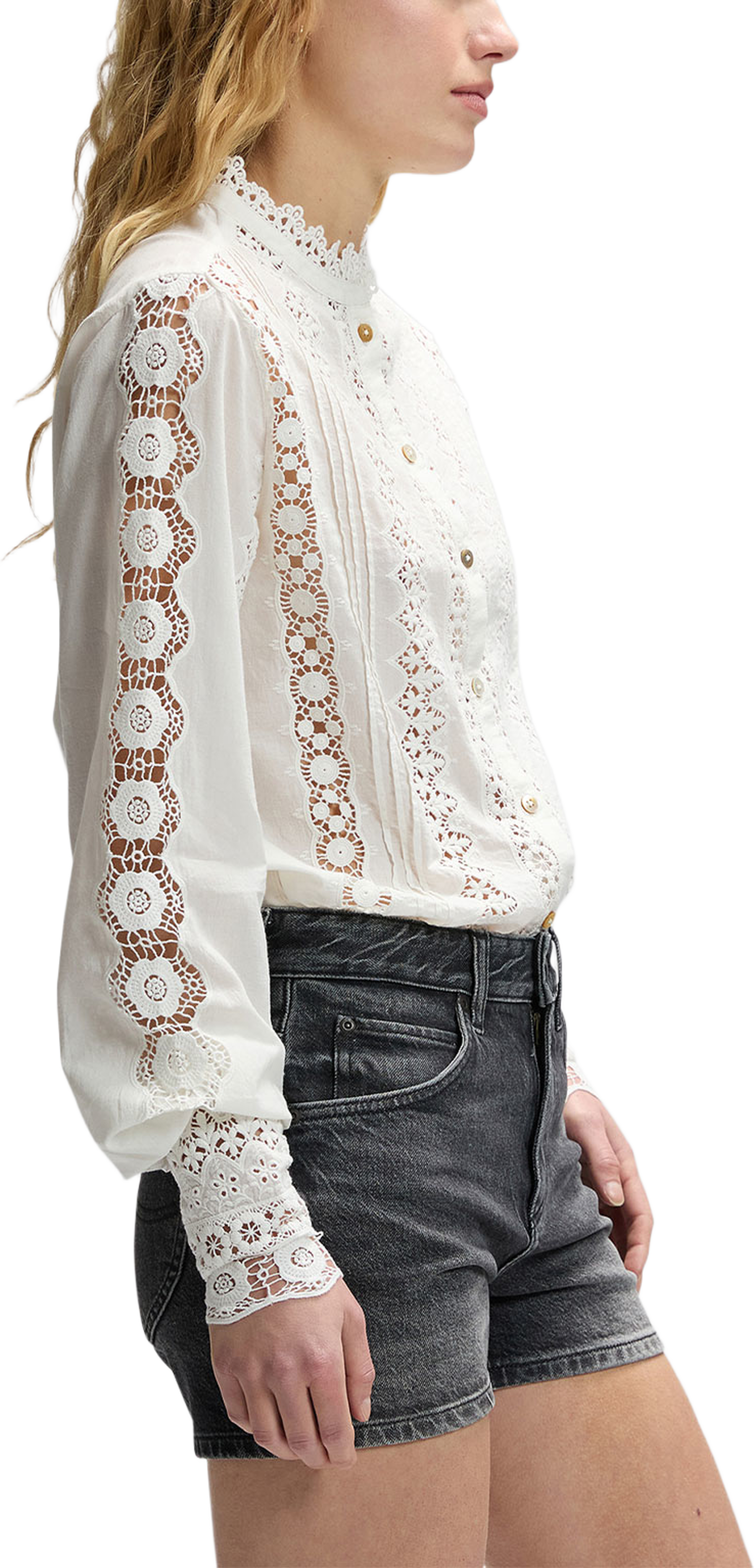 Bohemian Blouse, från Lee, i färgen Bright White. Klicka för att öppna bilden i stort format