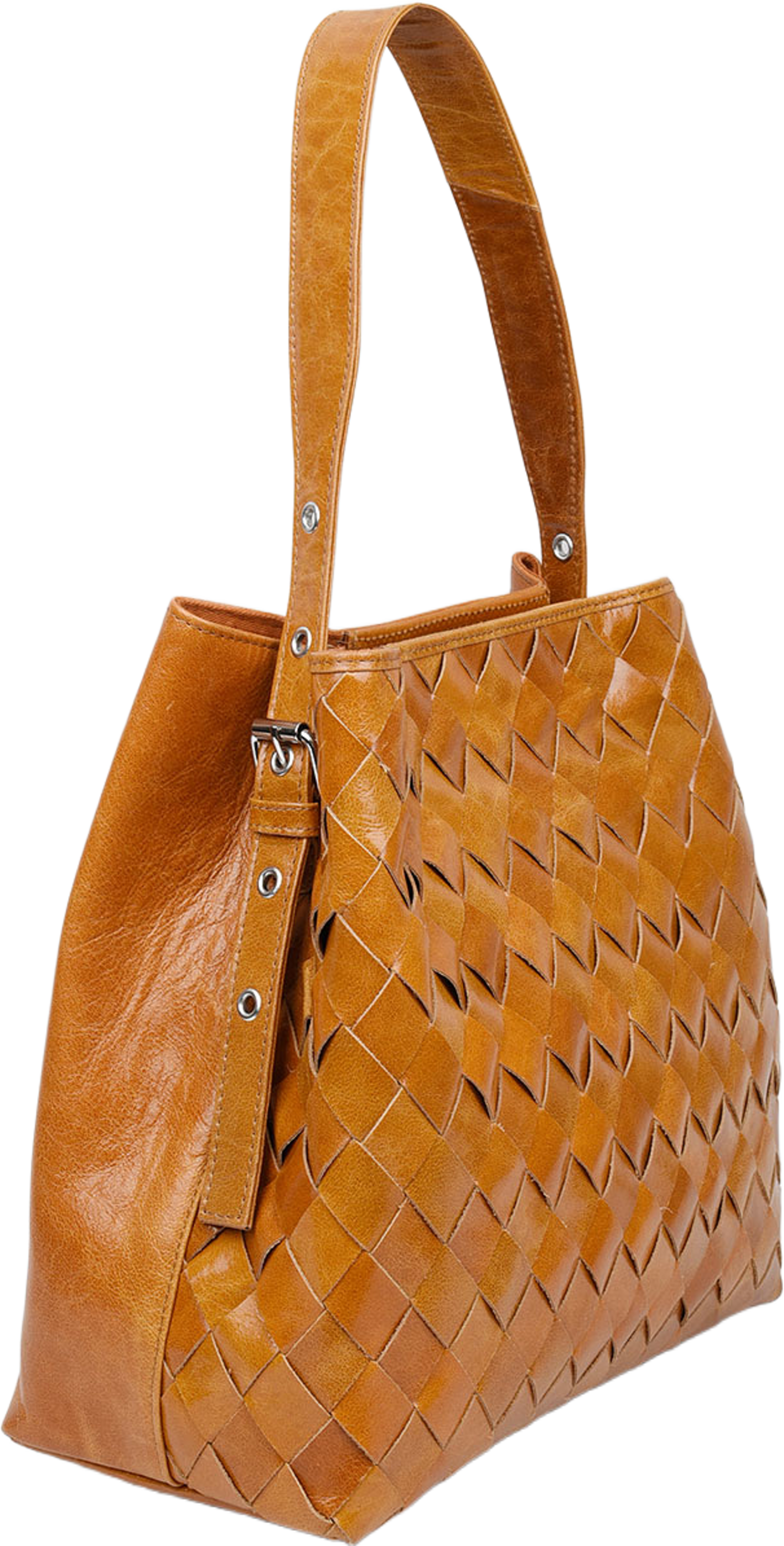 Chiara Braided Megah, från Nunoo, i färgen Pecan Brown. Klicka för att öppna bilden i stort format