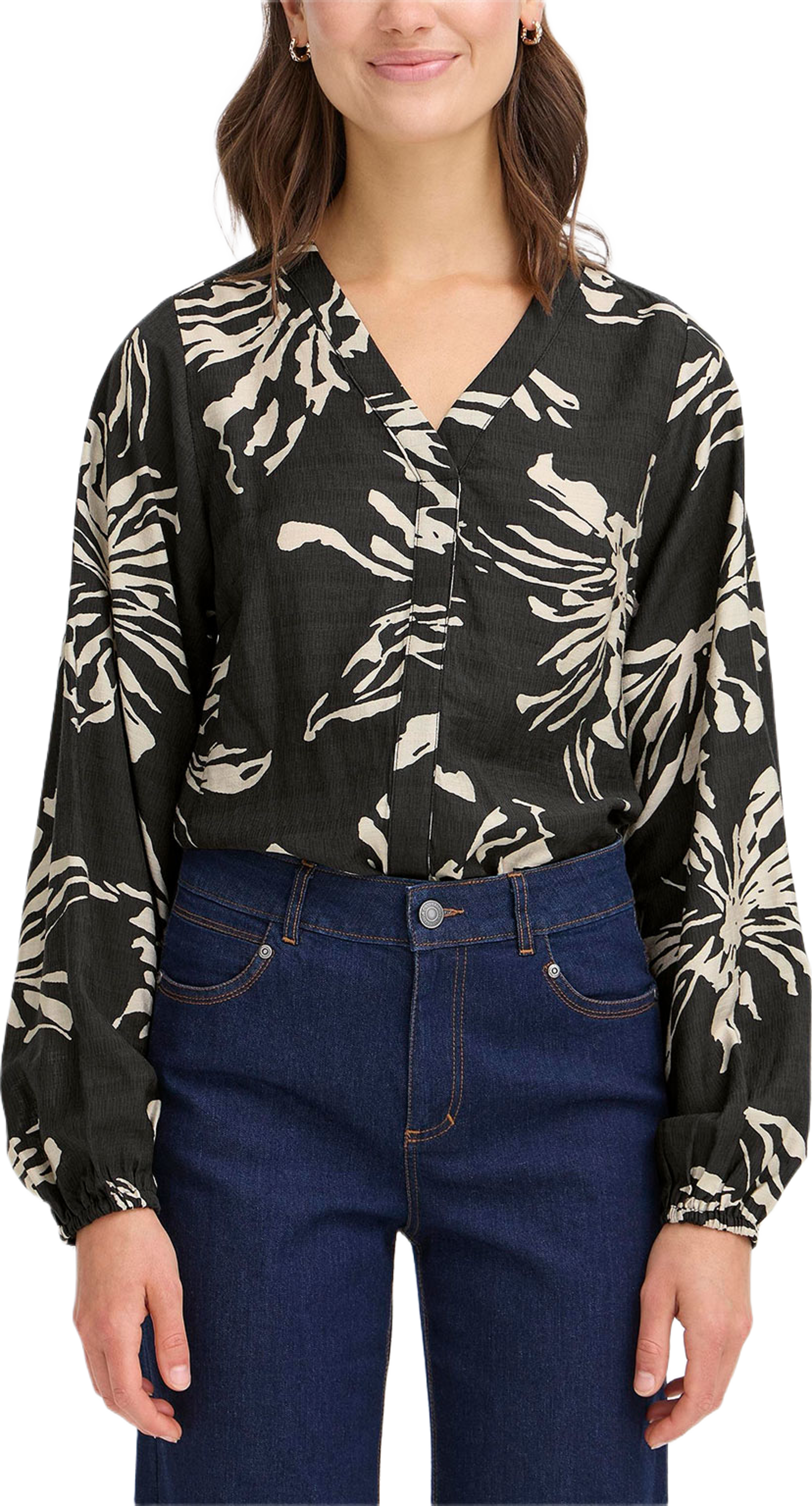 ARIANA BL 13 Shirt, från Fransa, i färgen B. Flower Black. Klicka för att öppna bilden i stort format