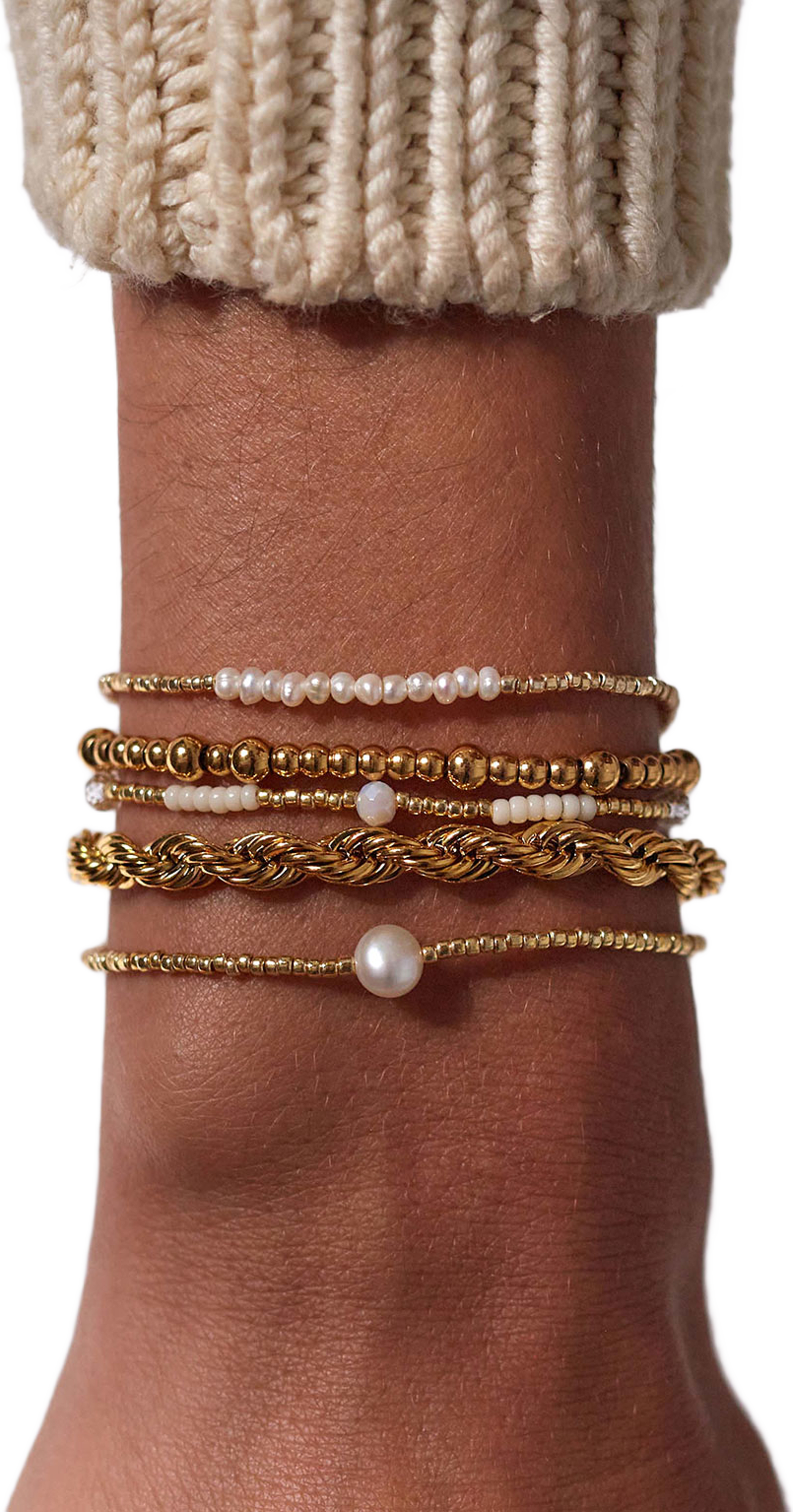 Slim Pearly Bracelet, från Anni Lu, i färgen Gold. Klicka för att öppna bilden i stort format