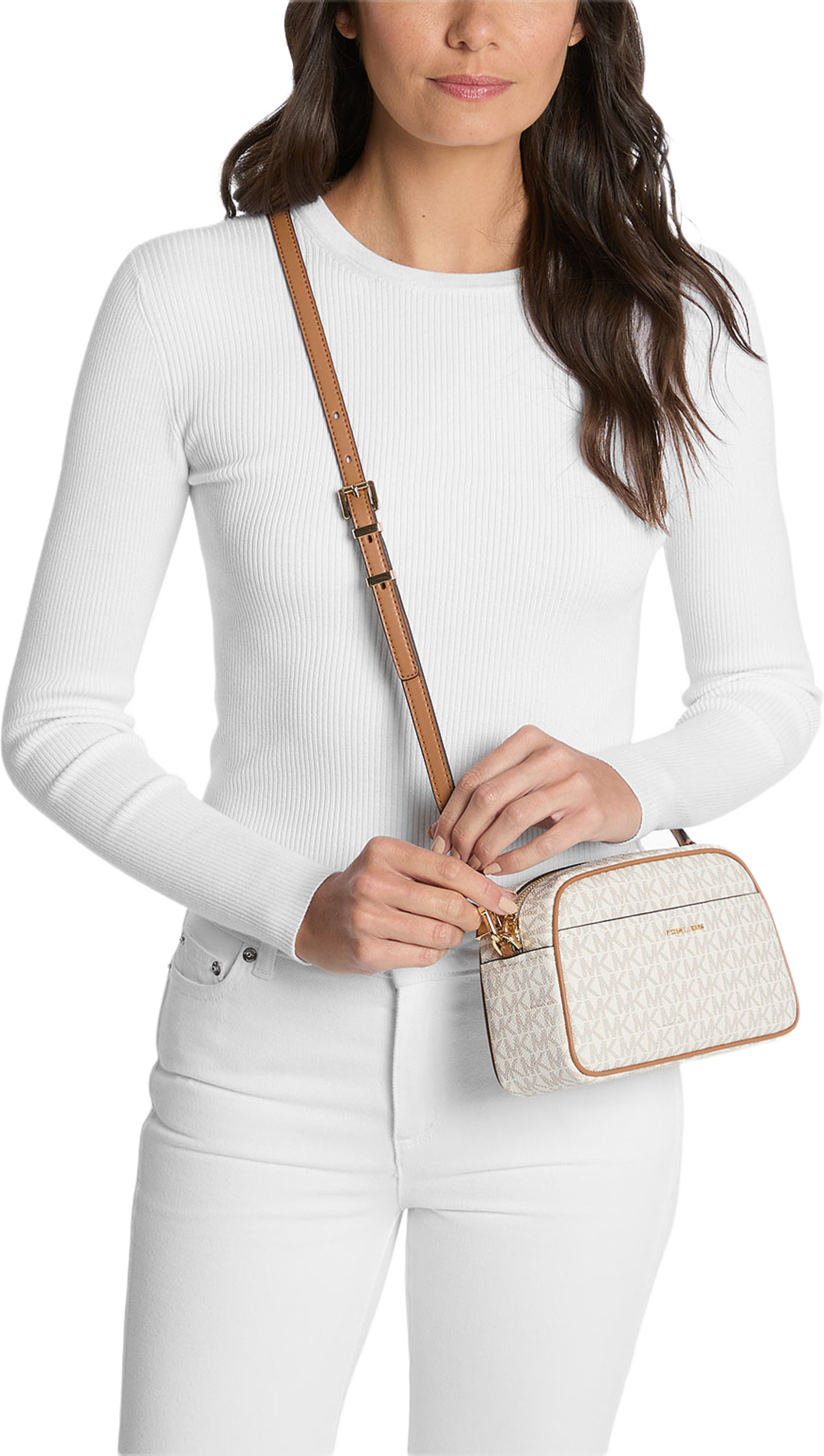 Jet Set Small Camera Crossbody Bag, från Michael Kors, i färgen Vanilla/Acrn. Klicka för att öppna bilden i stort format