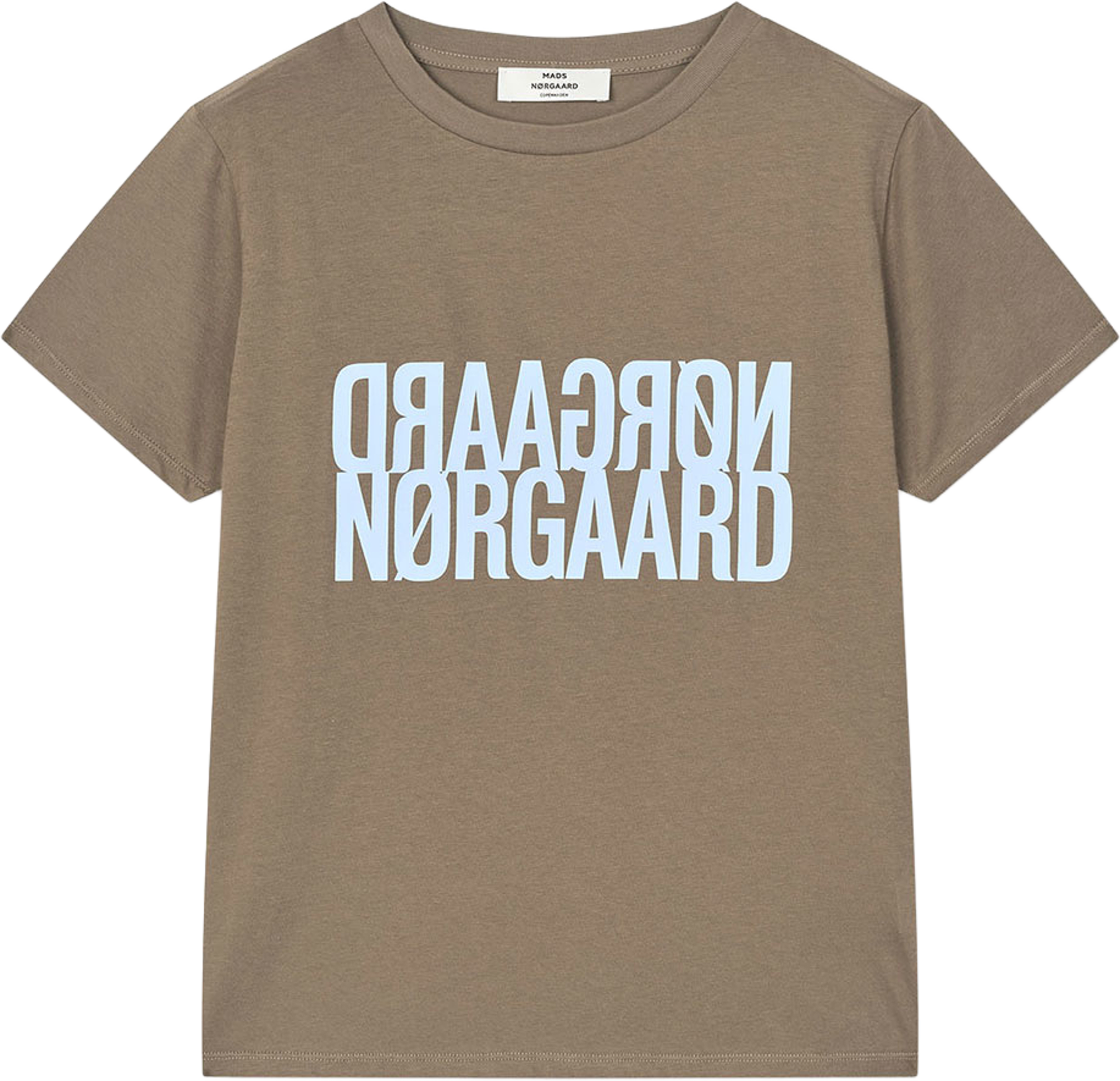 Single Cotton Trenda P Tee, från Mads Nørgaard, i färgen Walnut. Klicka för att öppna bilden i stort format