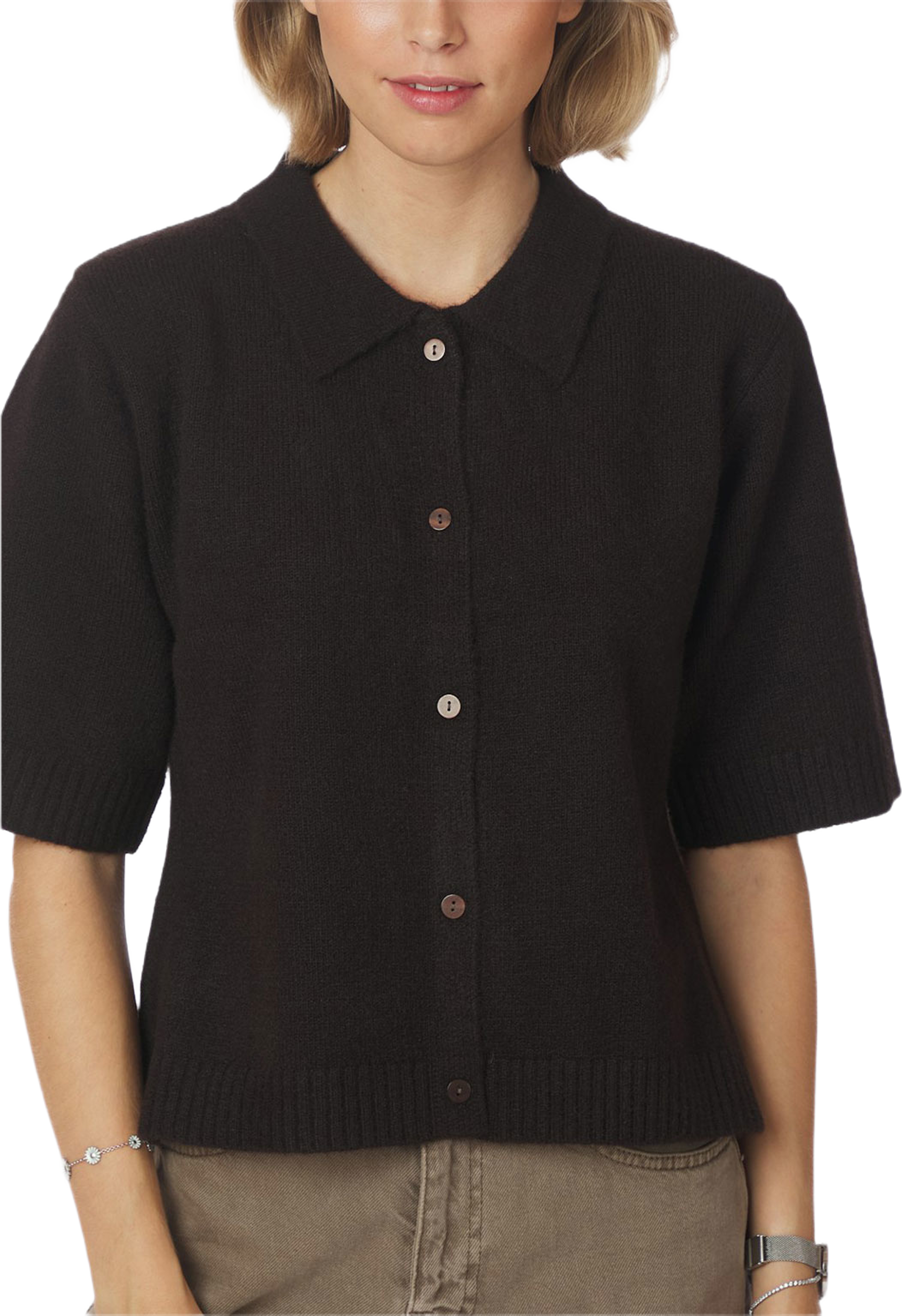 Cunna Knit Blouse, från Neo Noir, i färgen Dark Brown. Klicka för att öppna bilden i stort format