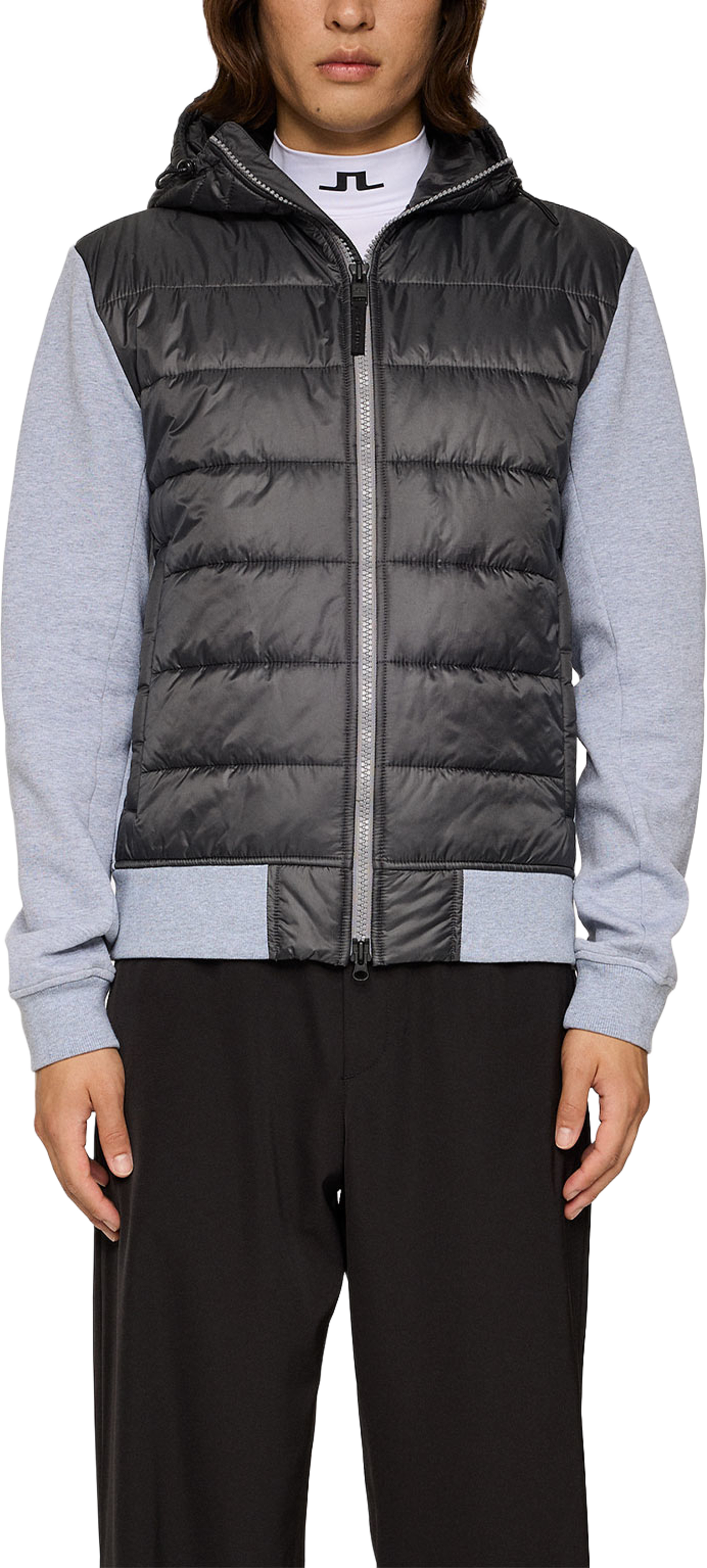 Seth Hybrid Zip Hood, från J.Lindeberg, i färgen Medium Grey Melange. Klicka för att öppna bilden i stort format