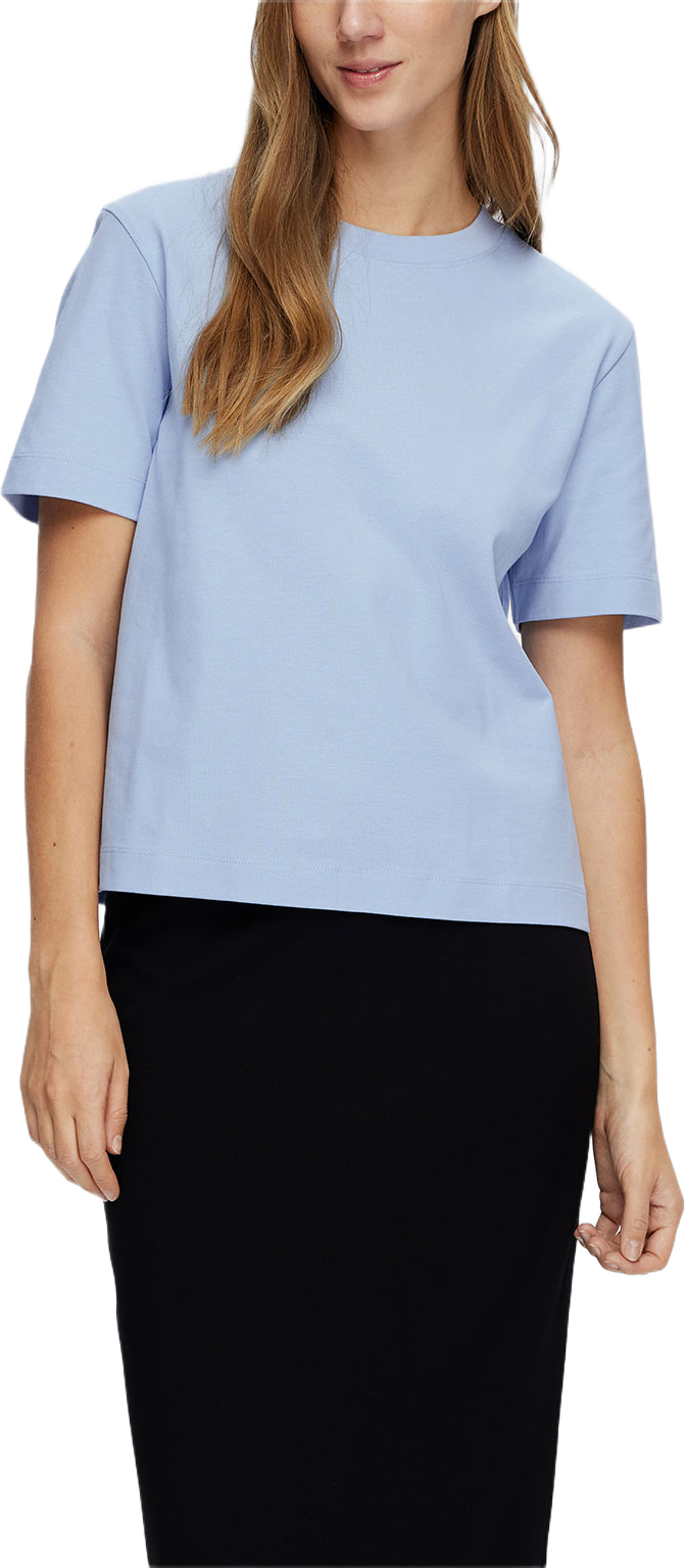 Slfessential Ss Boxy Tee, från Selected Femme, i färgen Cashmere Blue. Klicka för att öppna bilden i stort format