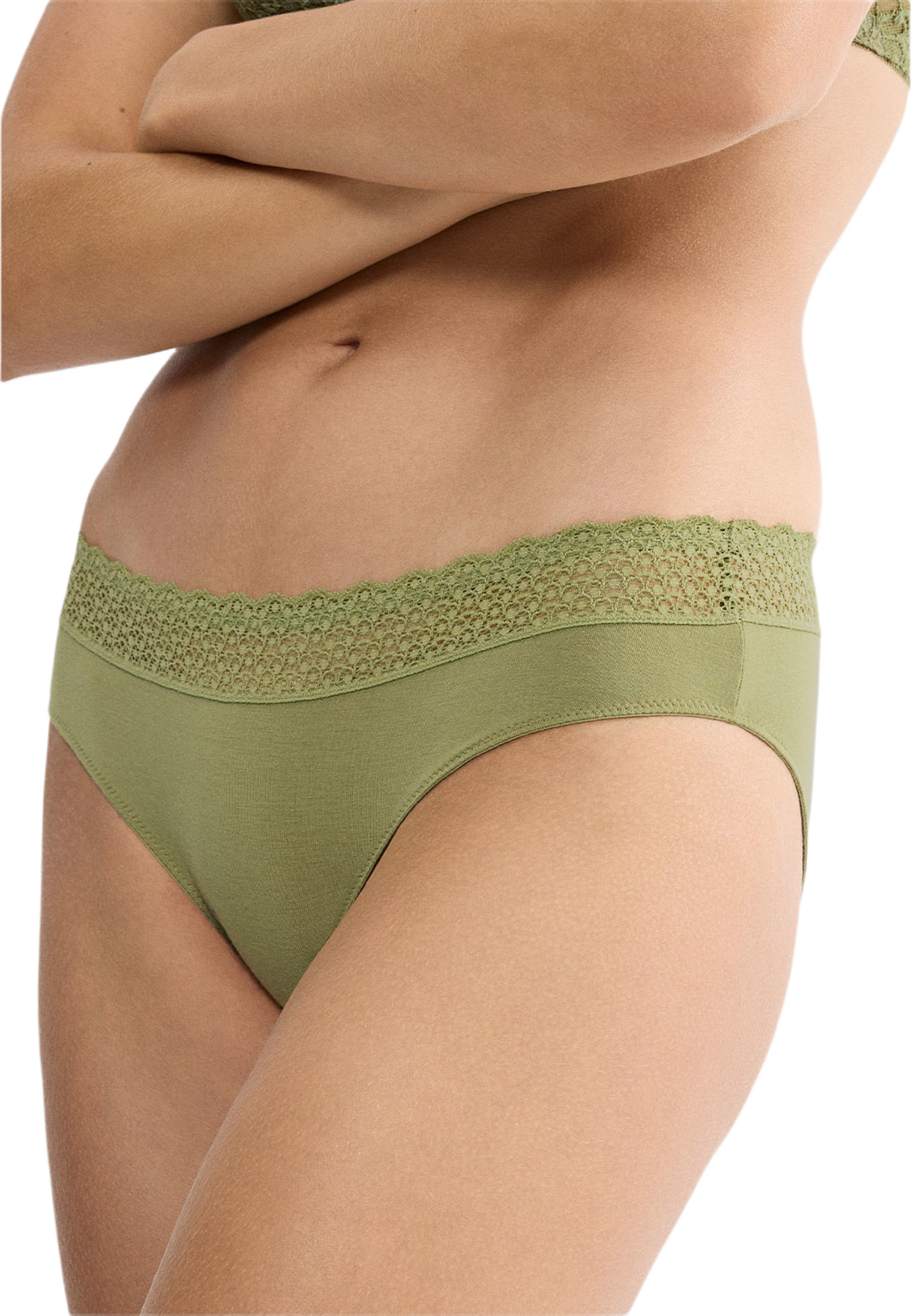 Feel of Modal Tai, från Triumph, i färgen Olive Gold. Klicka för att öppna bilden i stort format