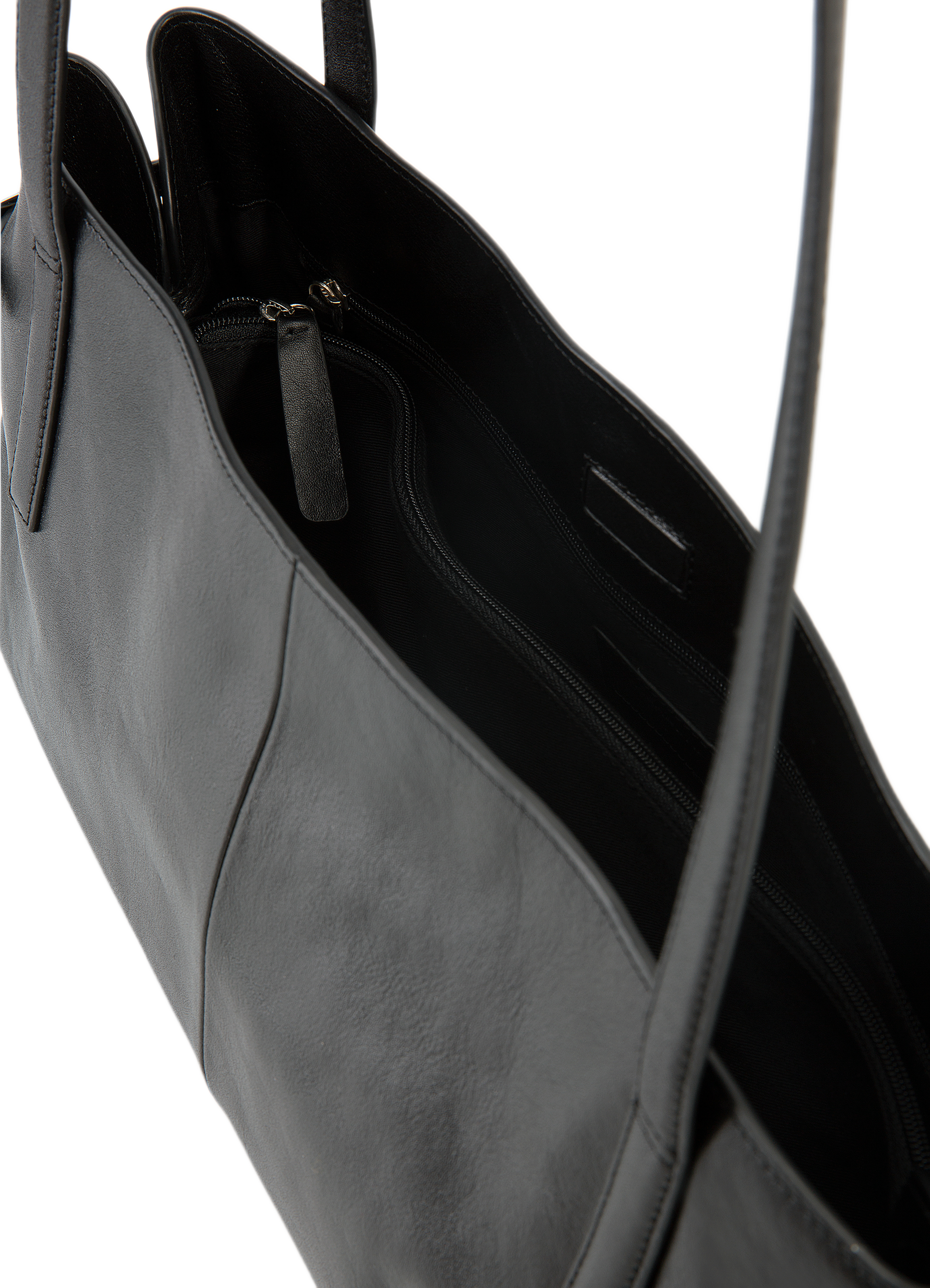 Cannes Mini Bag Small, från Vagabond Shoemakers, i färgen Black. Klicka för att öppna bilden i stort format