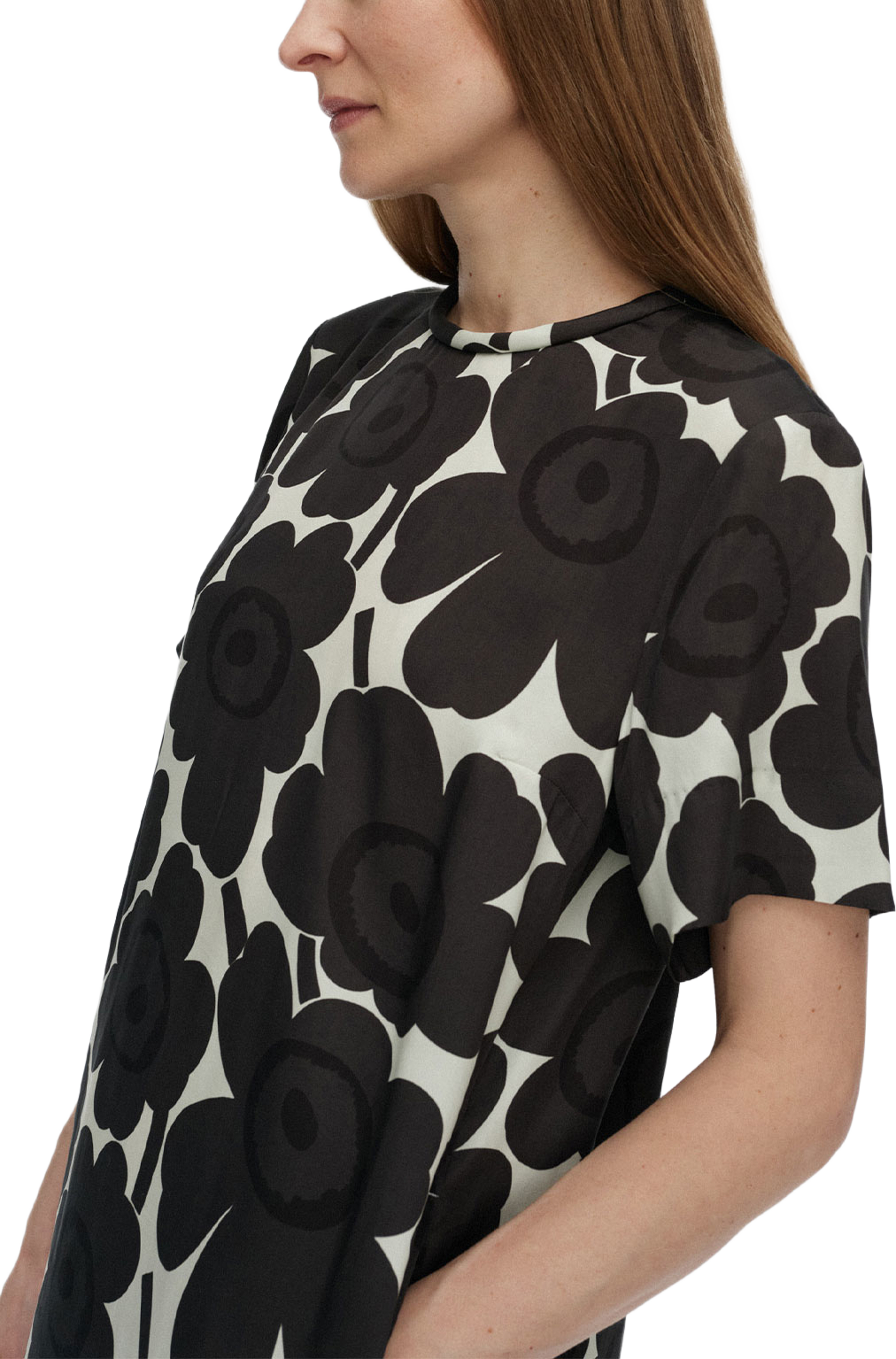 Kuvaelma Unikko Dress, från Marimekko, i färgen Dark Grey, Off-white. Klicka för att öppna bilden i stort format