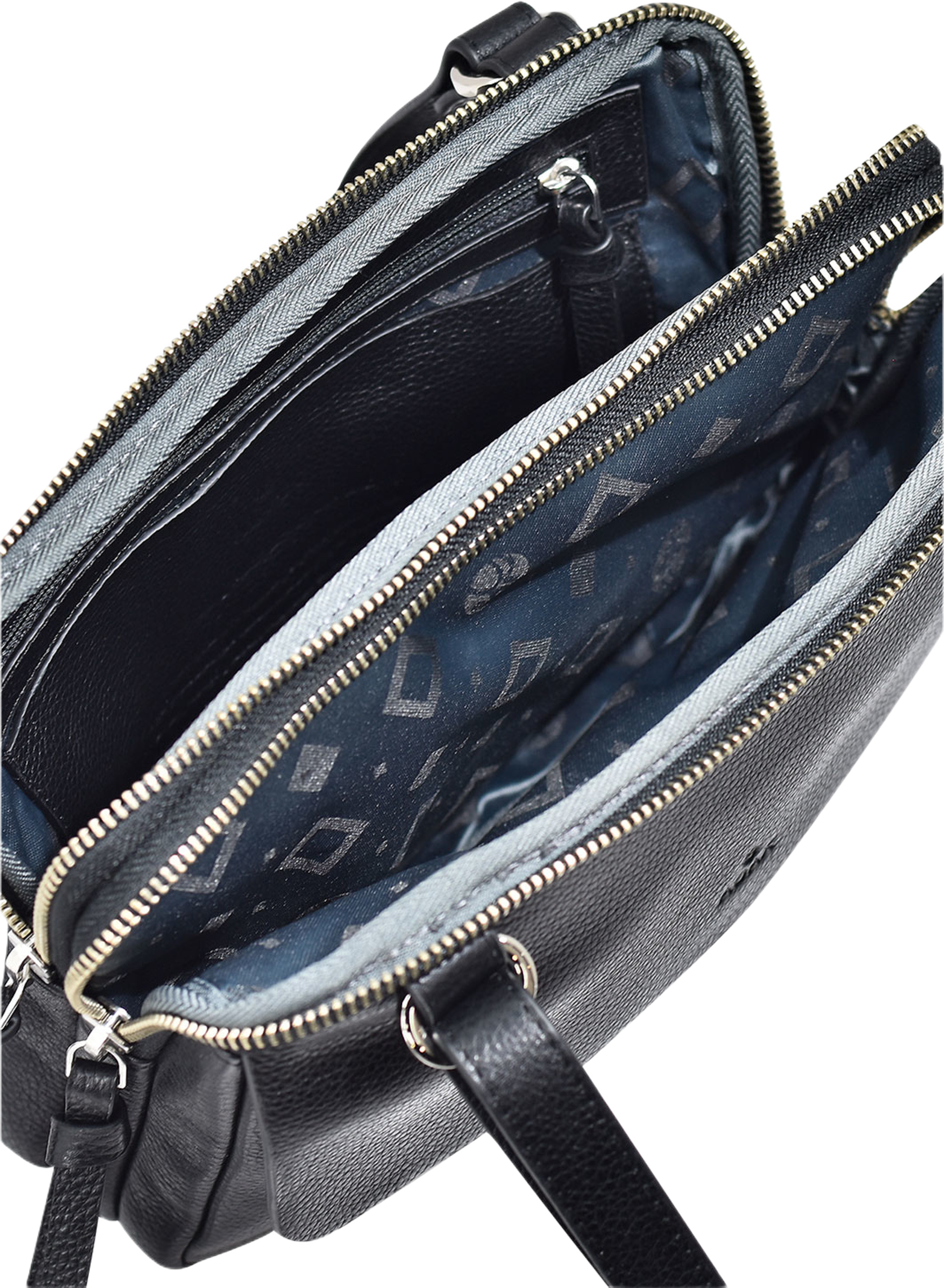 Lene Axelväska, från Adax, i färgen Black. Klicka för att öppna bilden i stort format