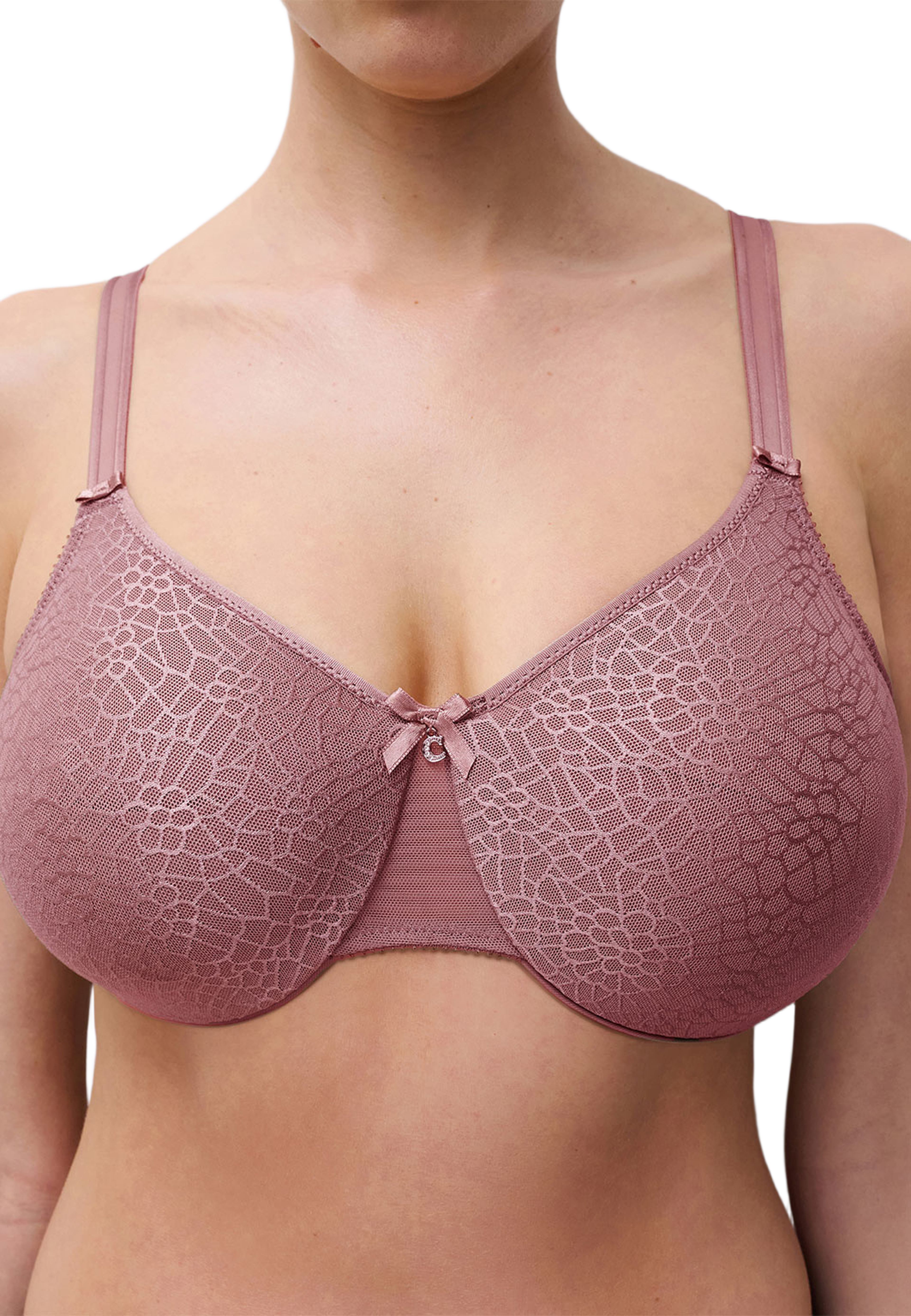 C Magnifique Very covering molded bra, från Chantelle, i färgen Rose Des Bois. Klicka för att öppna bilden i stort format