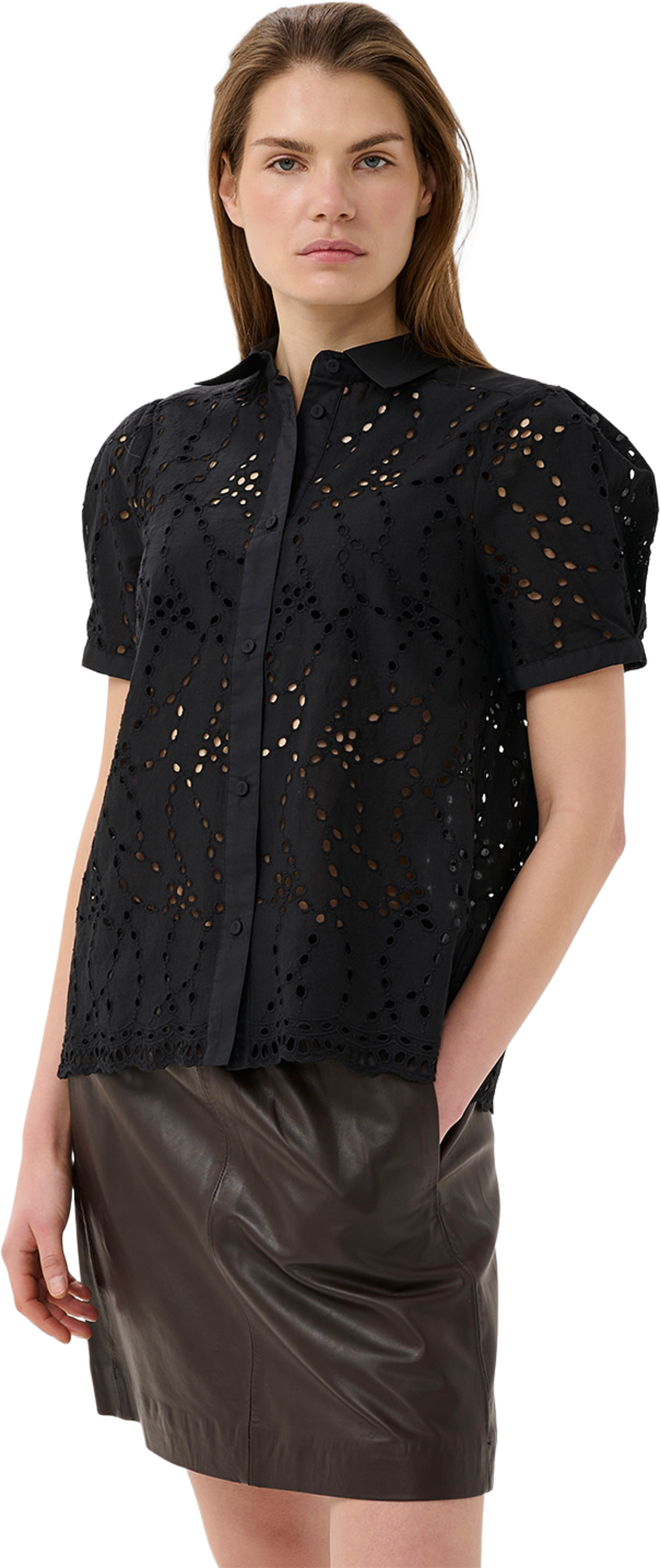 Caith Shirt, från Inwear, i färgen Black. Klicka för att öppna bilden i stort format