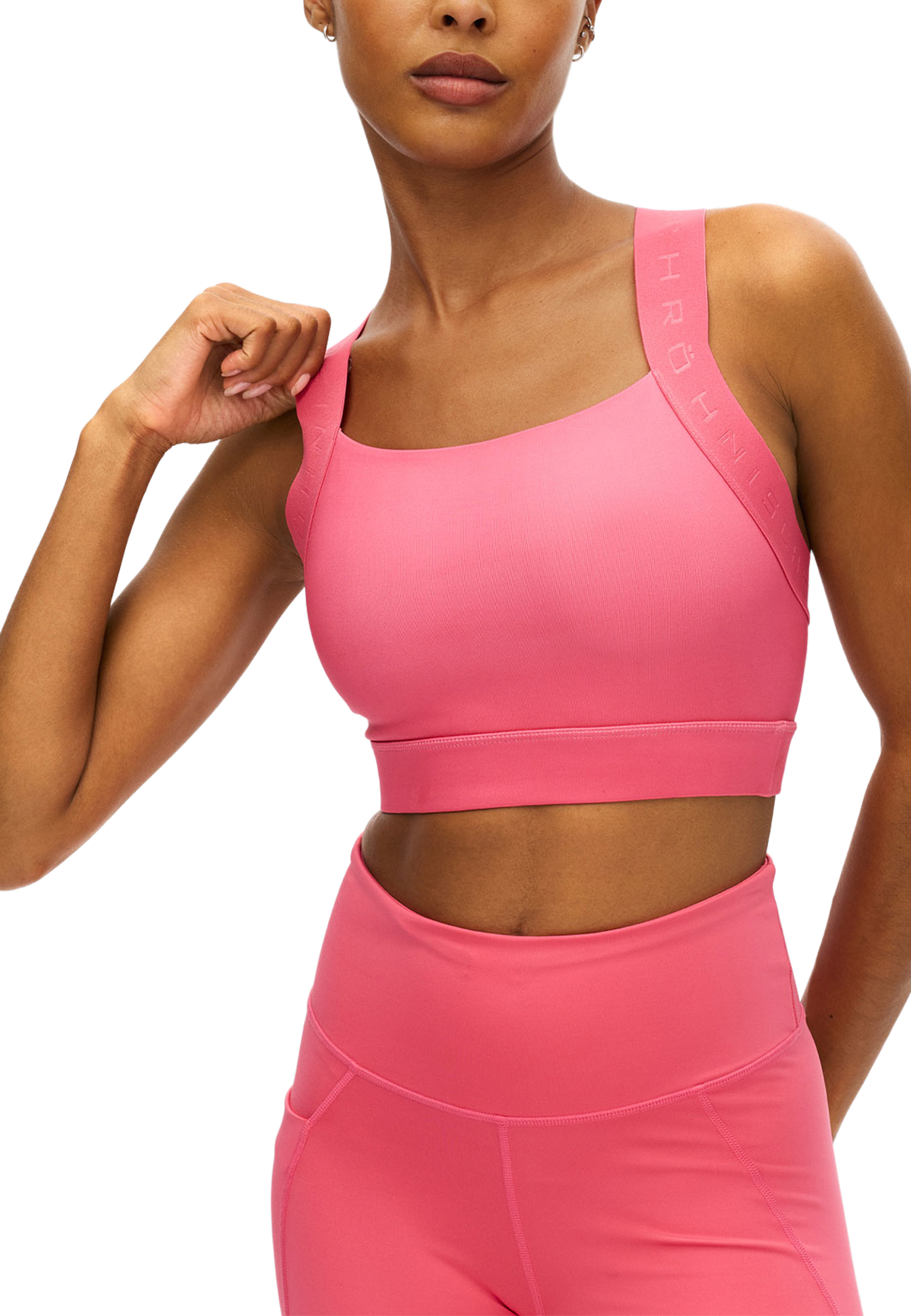 Kay Sports Bra, från Röhnisch, i färgen Fruit Dove. Klicka för att öppna bilden i stort format