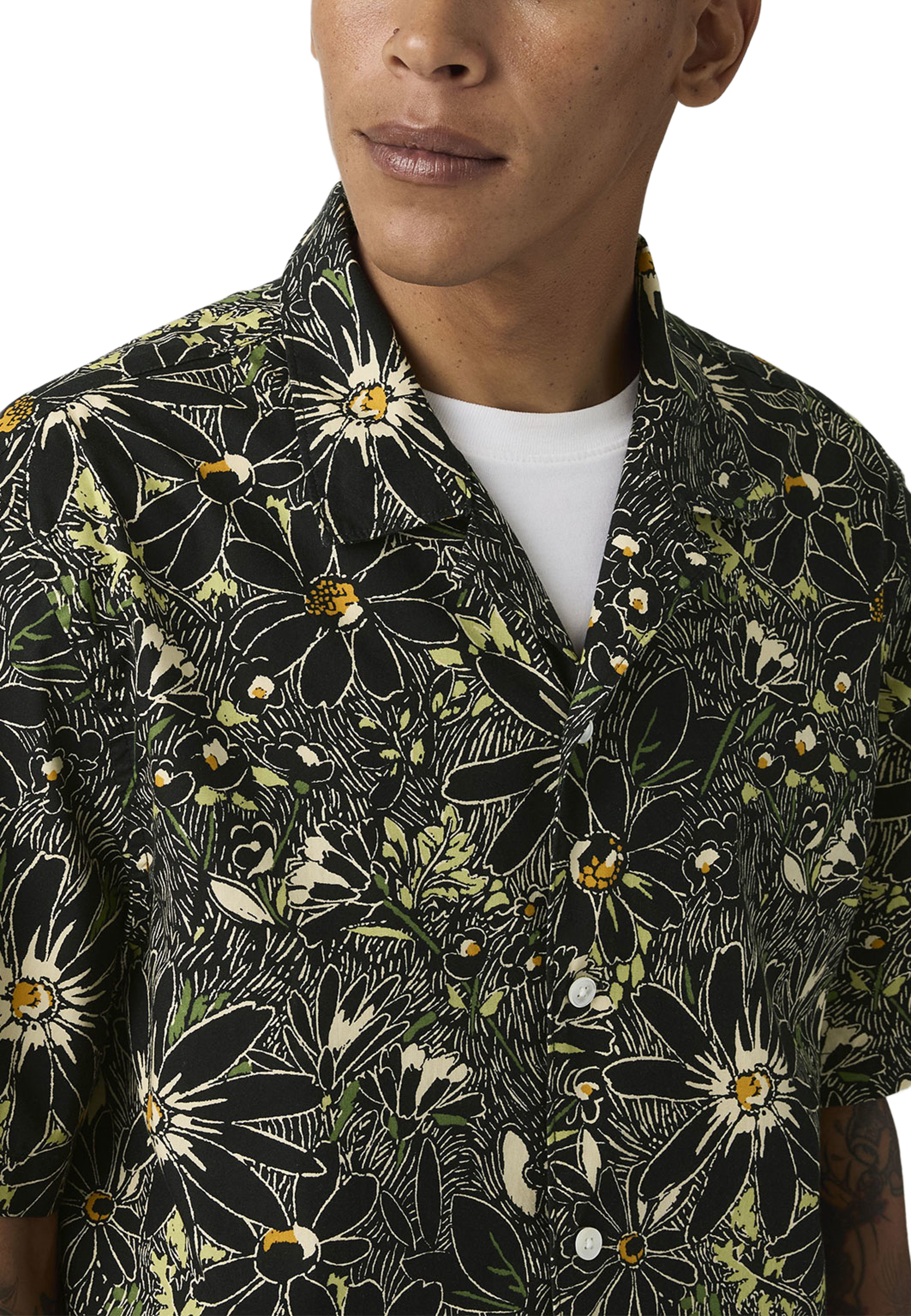 Sunset Camp Shirt, från Levi's, i färgen Blacks. Klicka för att öppna bilden i stort format