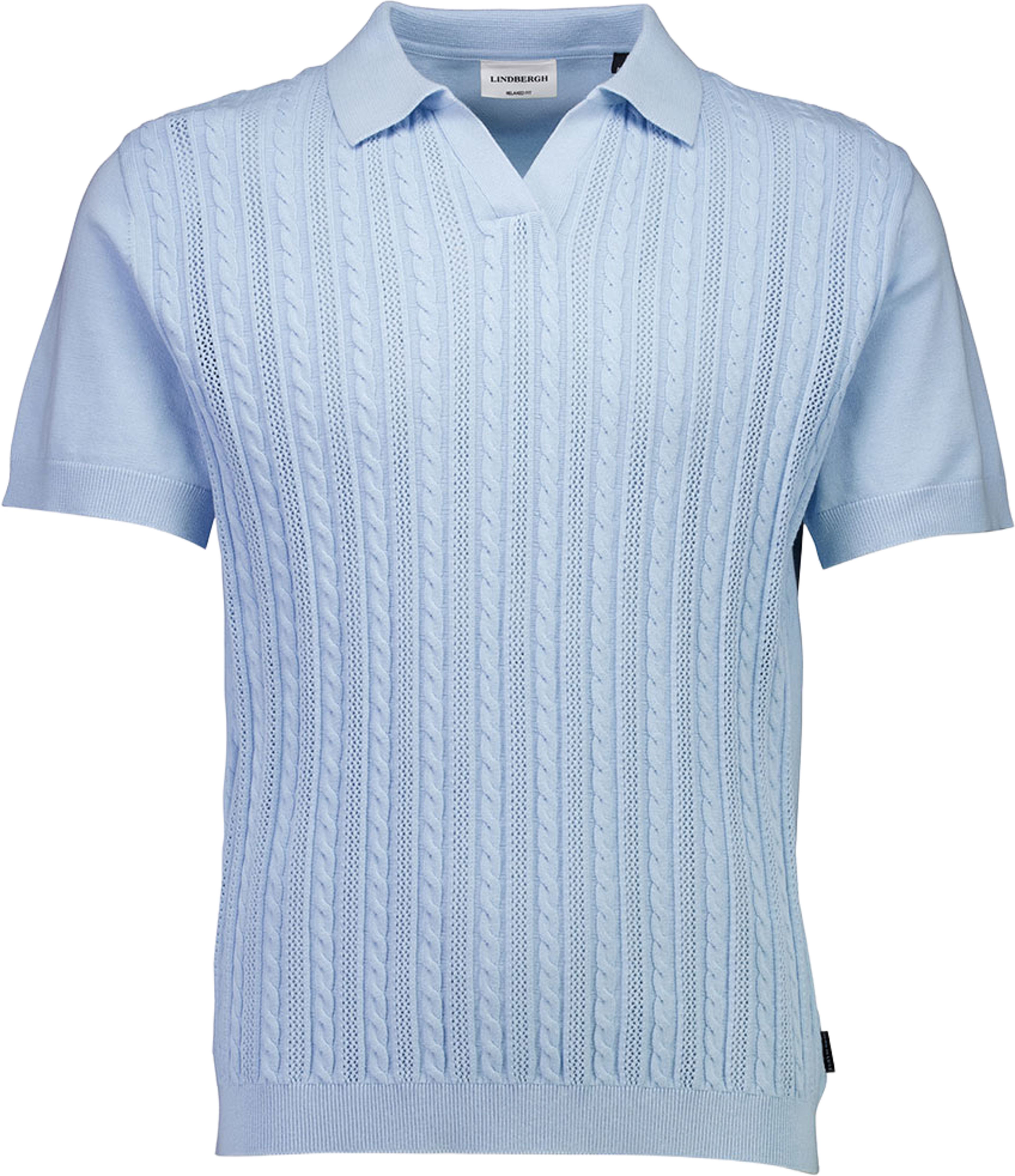 Knitted S/S cable v-neck polo Knit, från Lindbergh, i färgen Sky Blue. Klicka för att öppna bilden i stort format