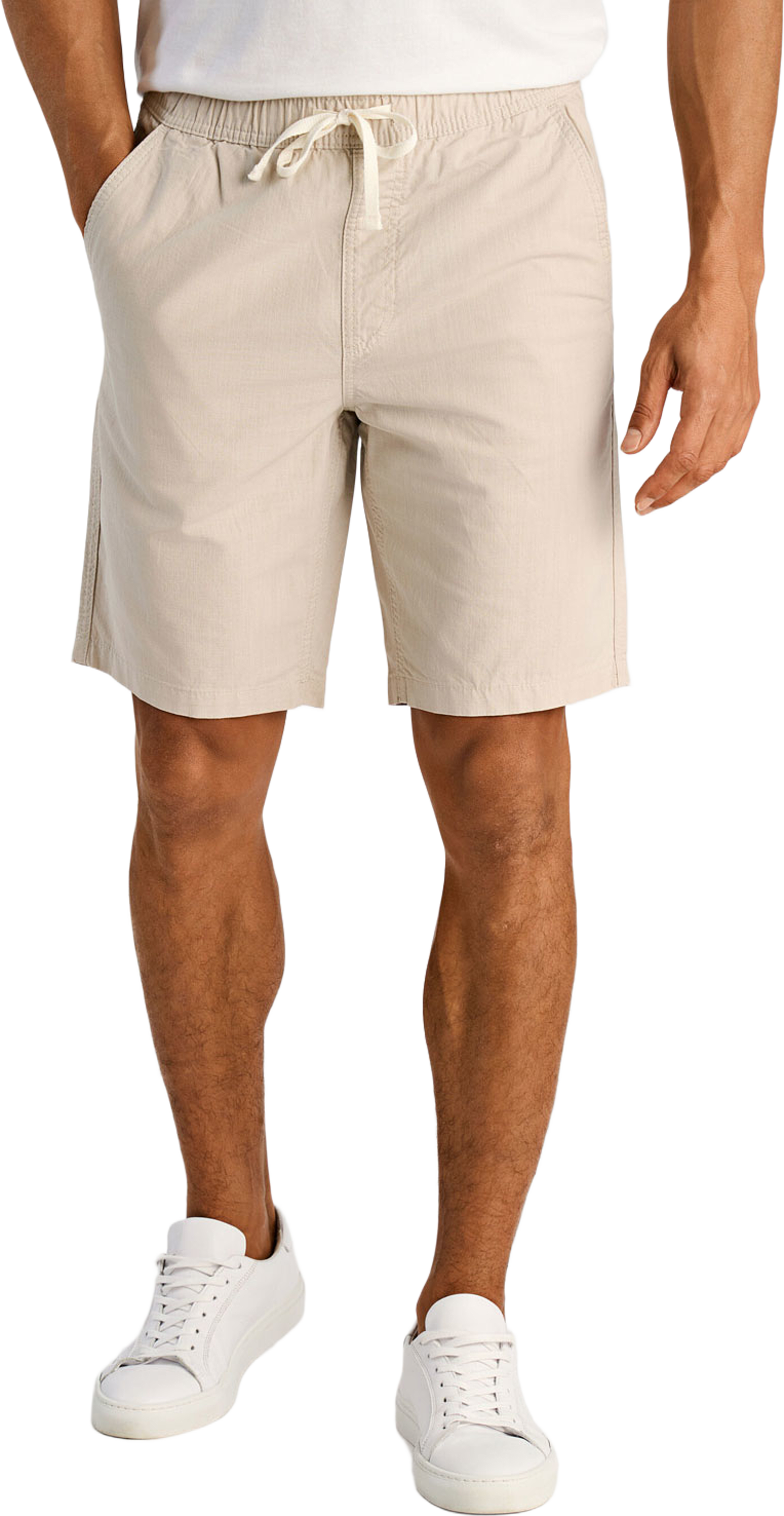 Elastic waist Shorts, från Lindbergh, i färgen Sand. Klicka för att öppna bilden i stort format