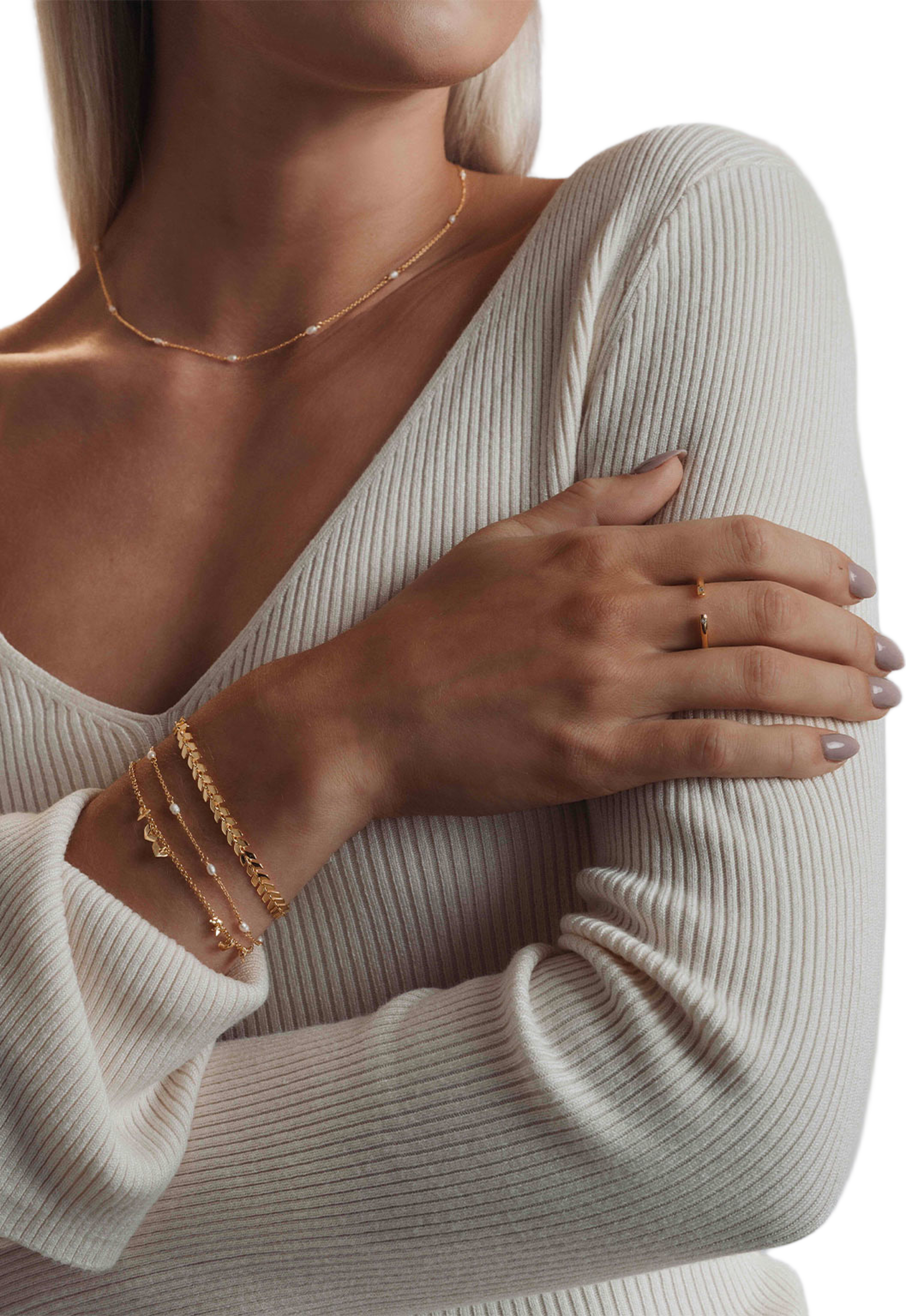 Treasure Multi Pearl Necklace, från Syster P, i färgen Gold. Klicka för att öppna bilden i stort format