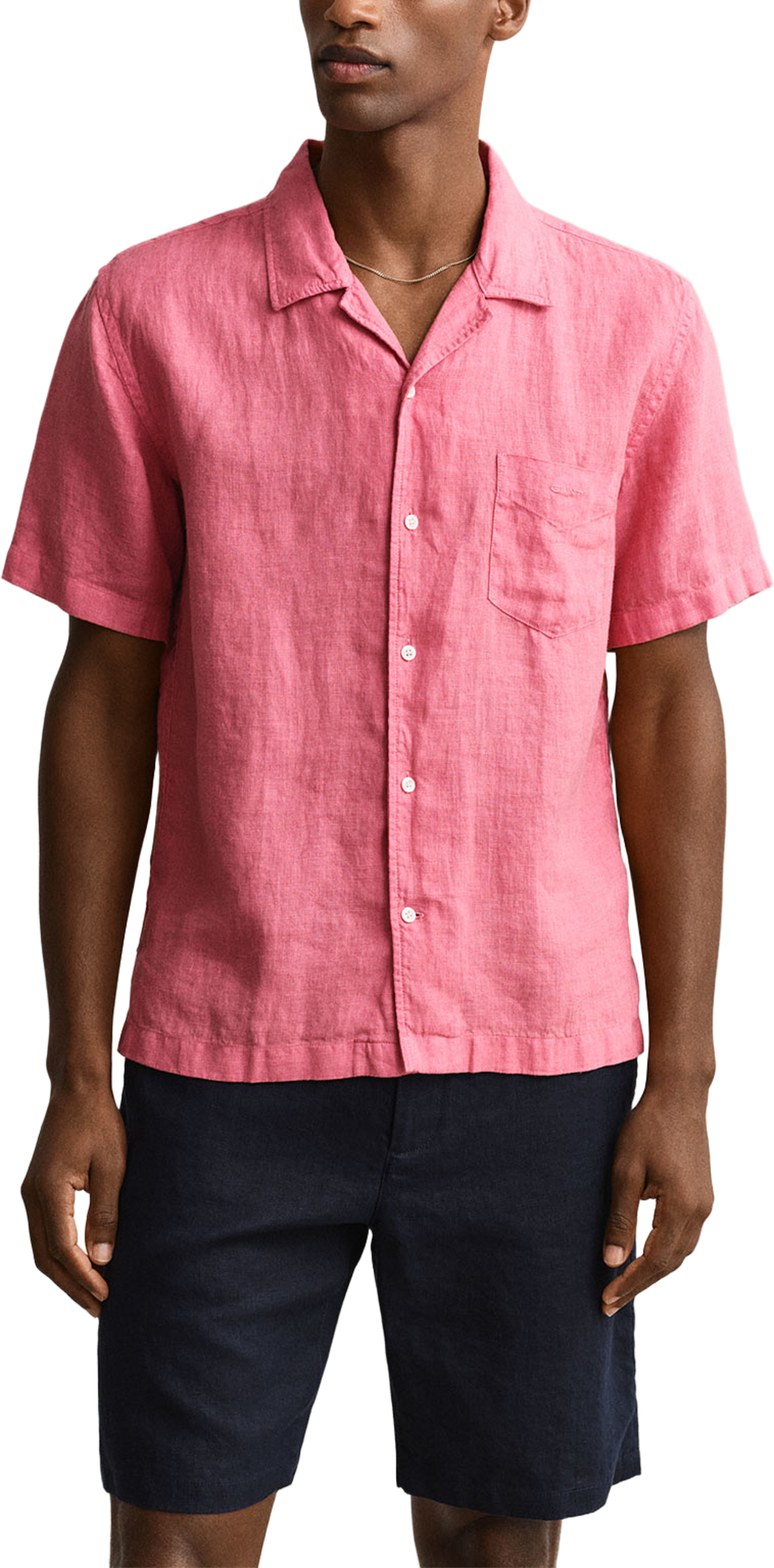 Short Sleeve Linen Shirt, från GANT, i färgen Rose Pink. Klicka för att öppna bilden i stort format