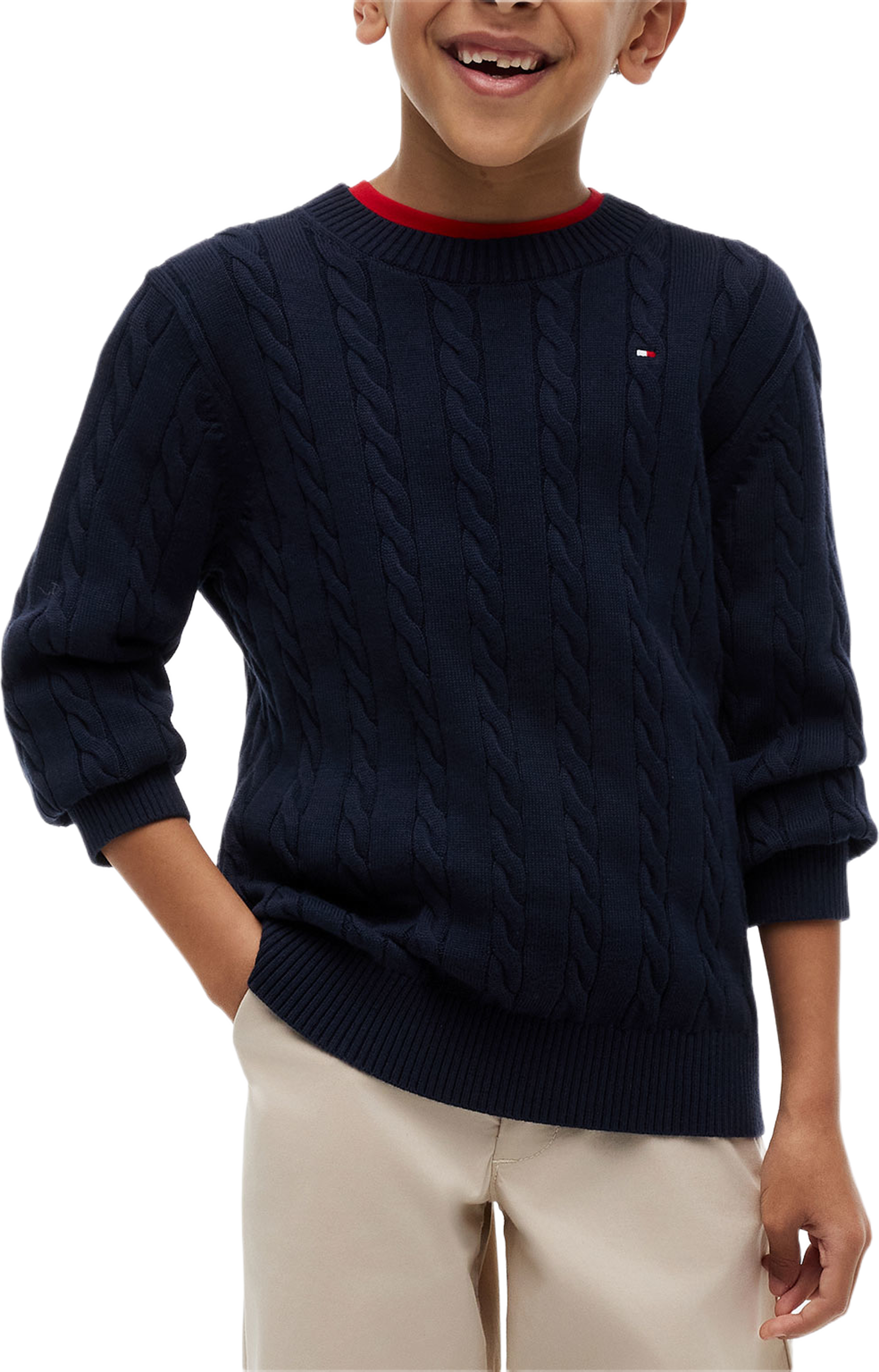 Kabelstickad pullover, från Tommy Hilfiger, i färgen Dark Night Navy. Klicka för att öppna bilden i stort format