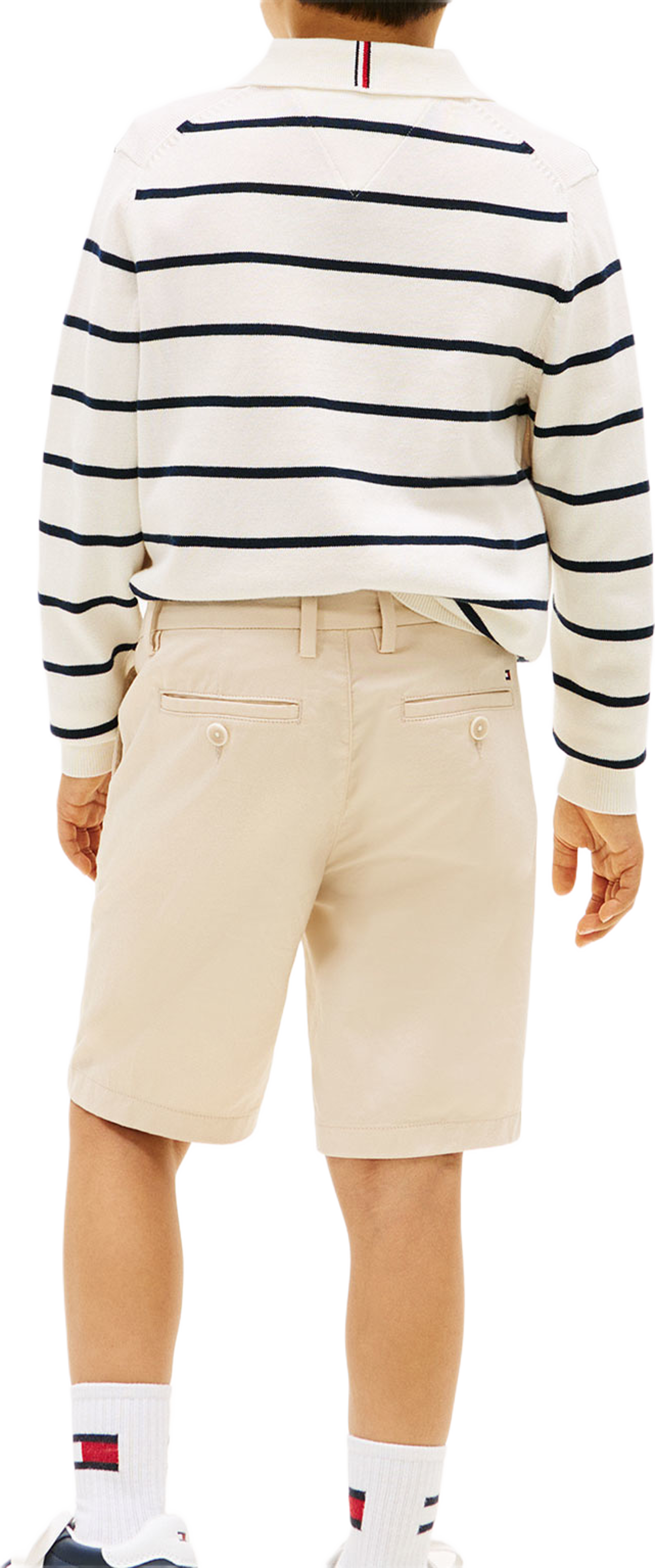 Chino shorts, från Tommy Hilfiger, i färgen Classic Beige. Klicka för att öppna bilden i stort format