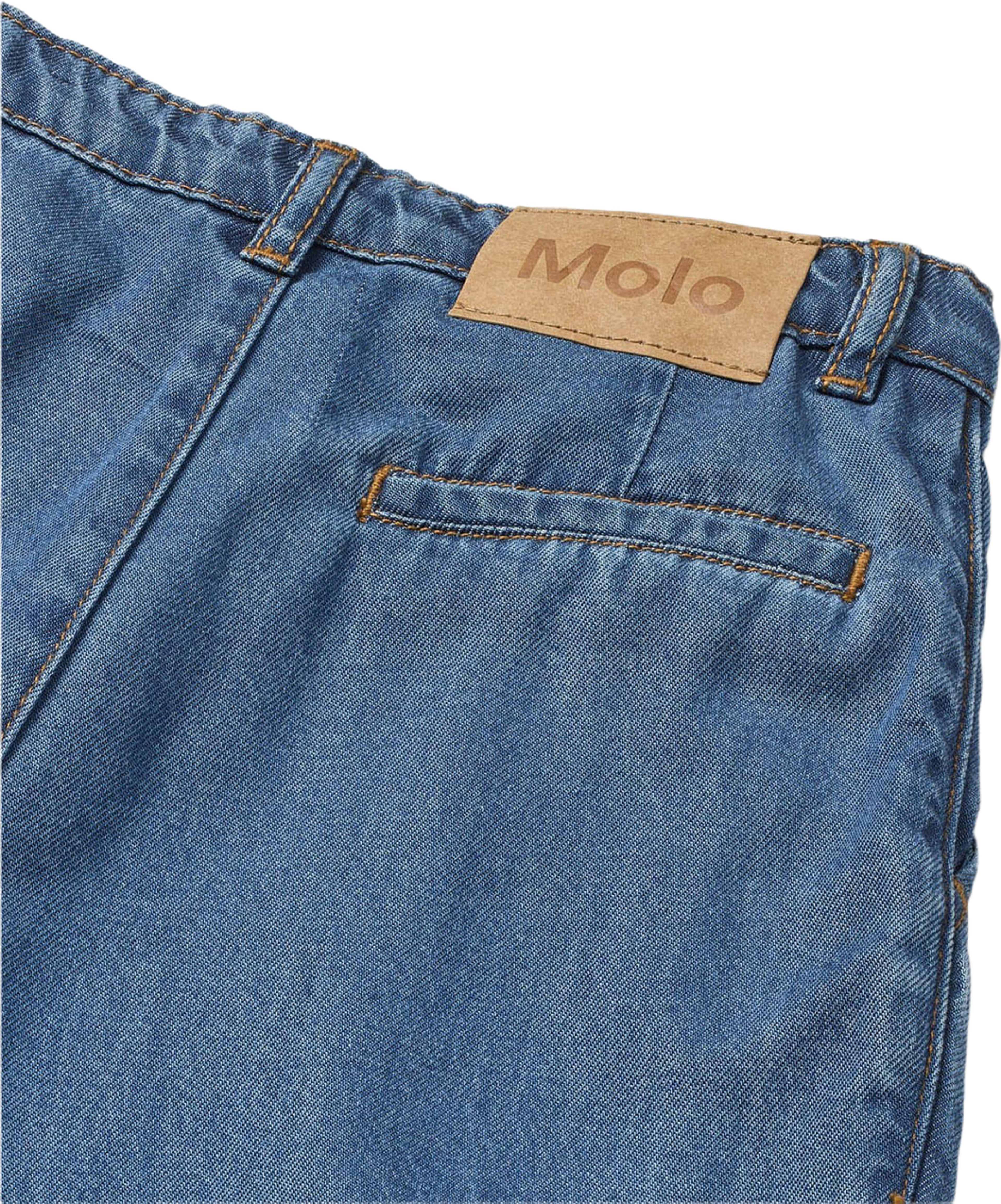 Aeisha Pants, från Molo, i färgen Washed Blue. Klicka för att öppna bilden i stort format