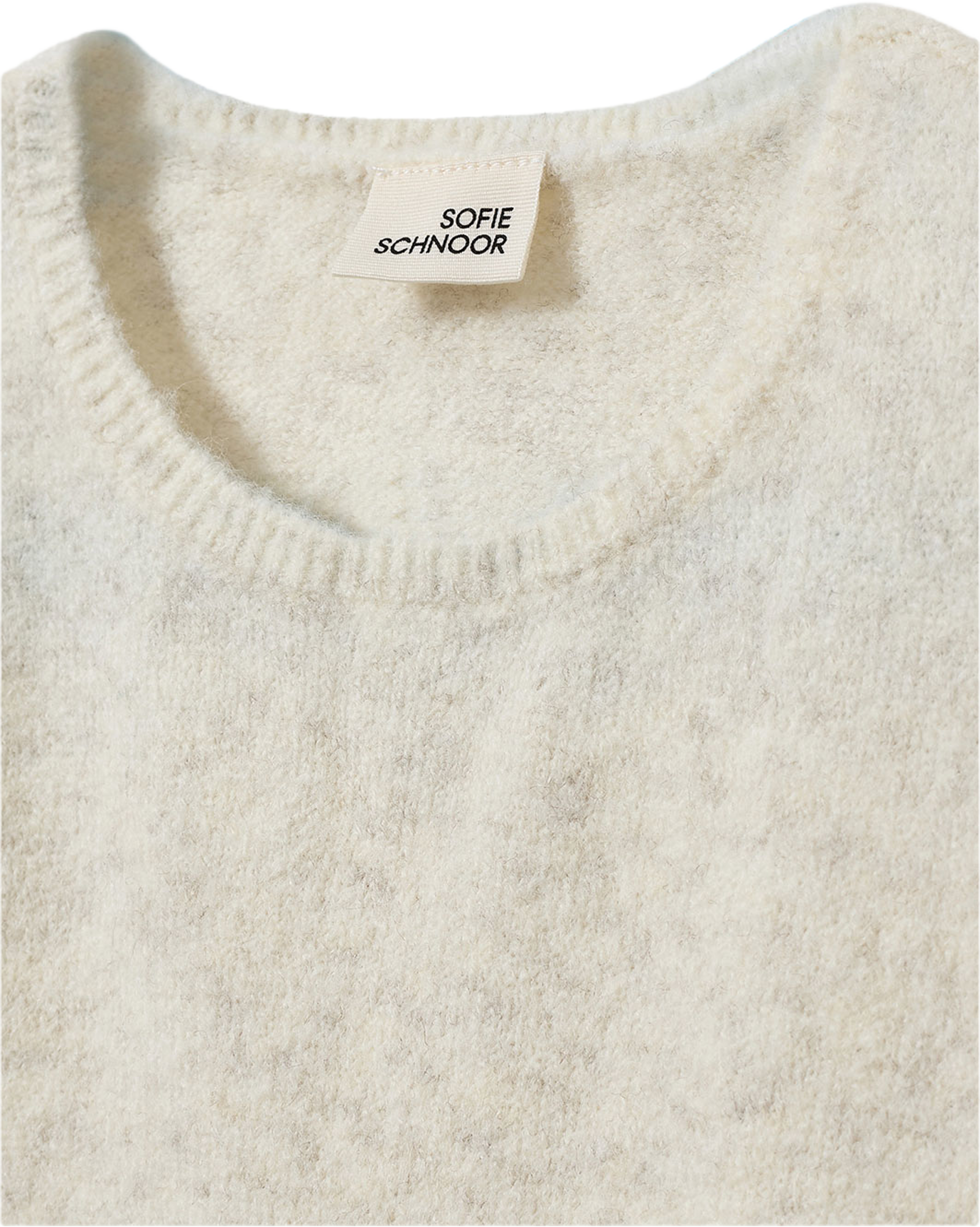 CarlaSY Vest, från Sofie Schnoor, i färgen Off White. Klicka för att öppna bilden i stort format