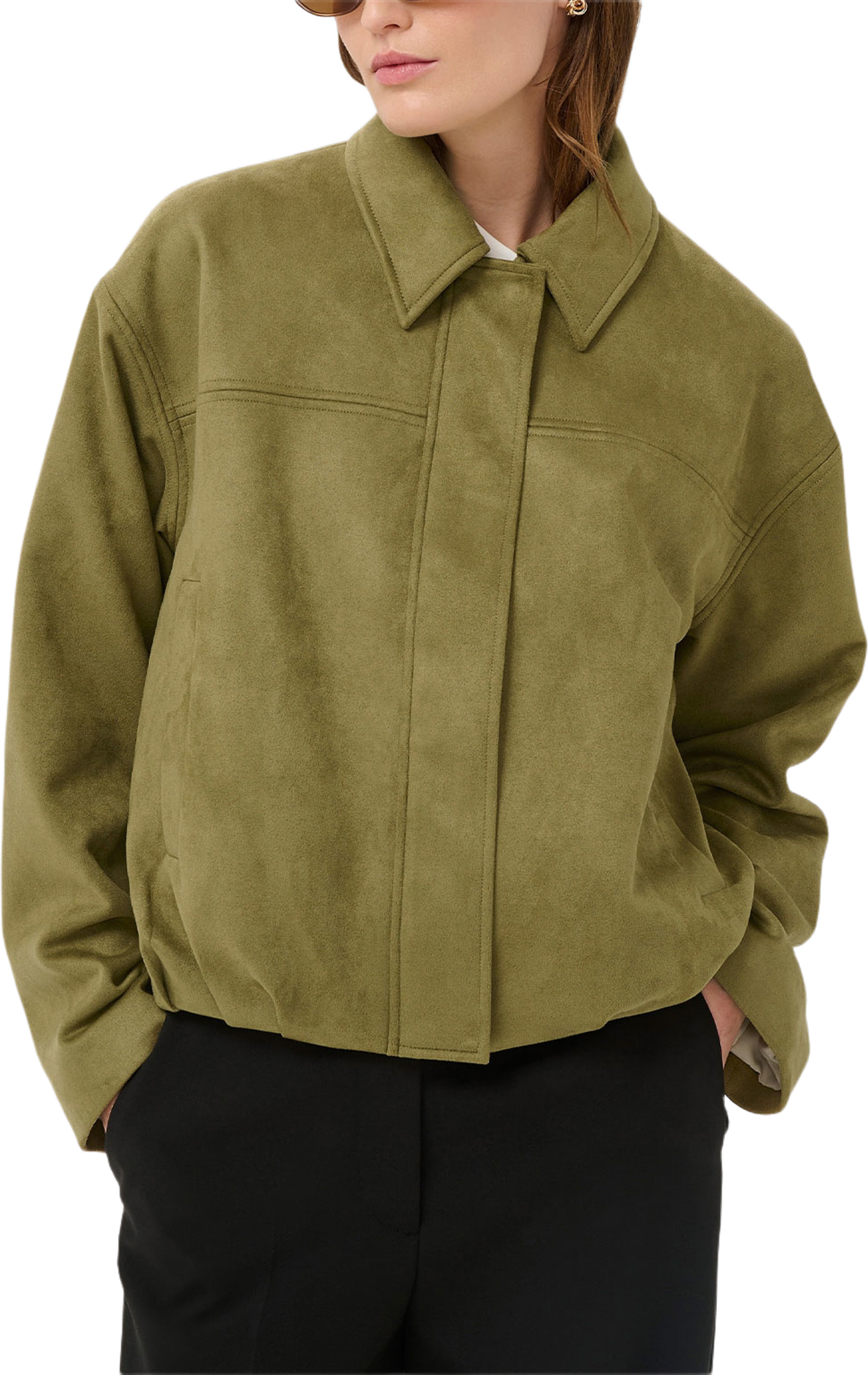 SLSonjia Balloon Jacket, från Soaked In Luxury, i färgen Military Olive. Klicka för att öppna bilden i stort format