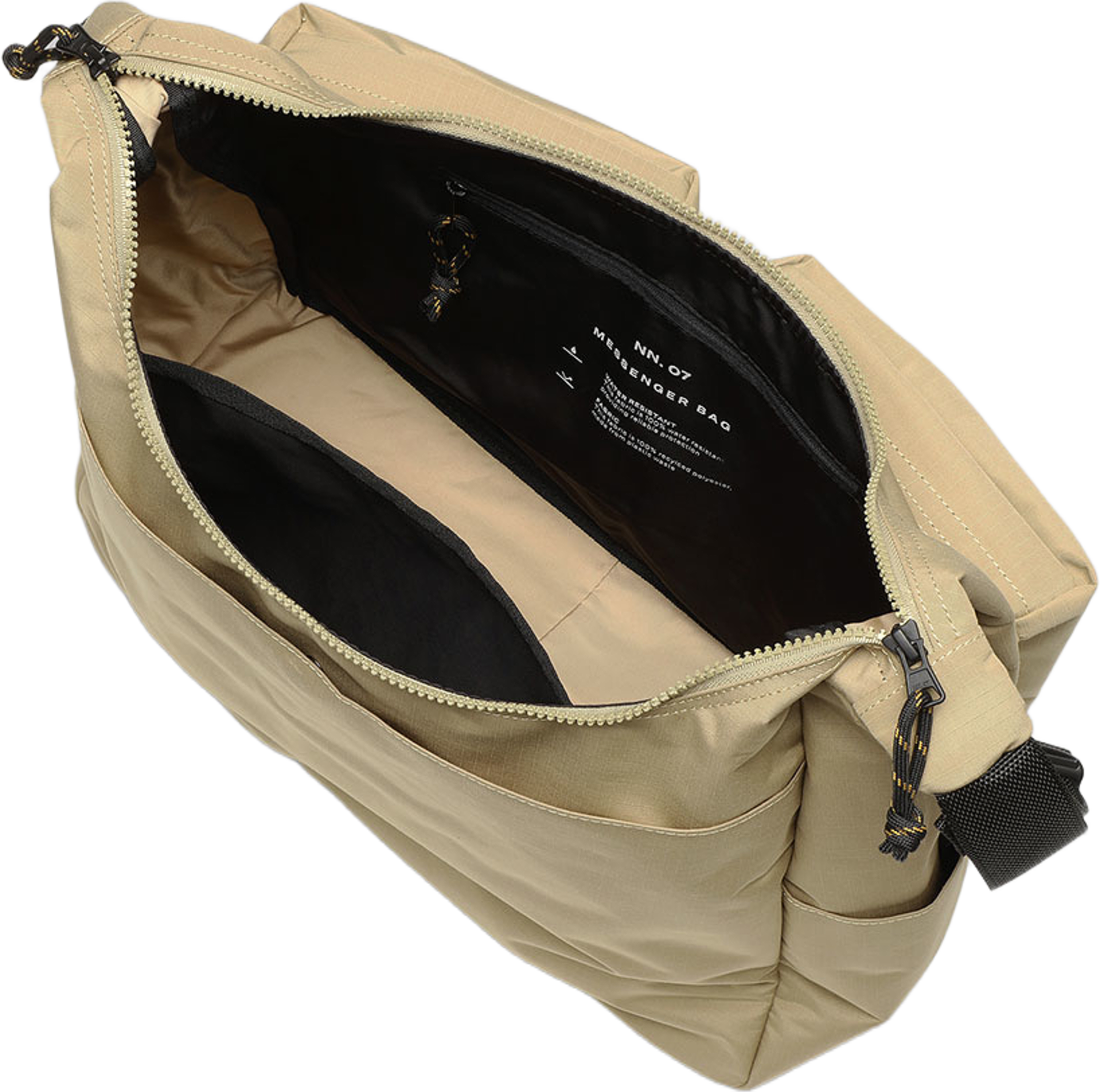 Messenger Bag 9019, från NN07, i färgen Desert Khaki. Klicka för att öppna bilden i stort format