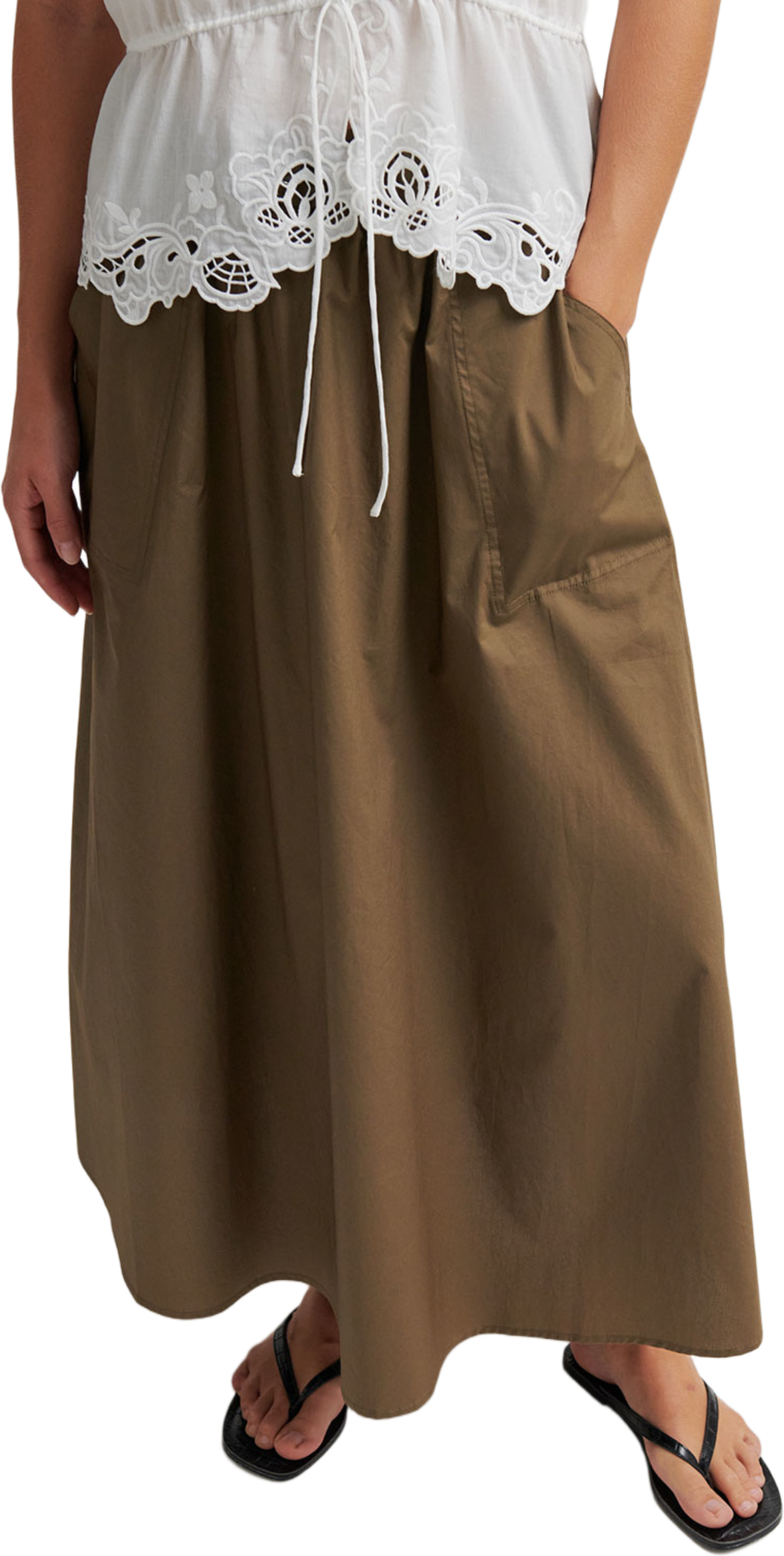 Alisa Skirt, från Second Female, i färgen Canteen. Klicka för att öppna bilden i stort format