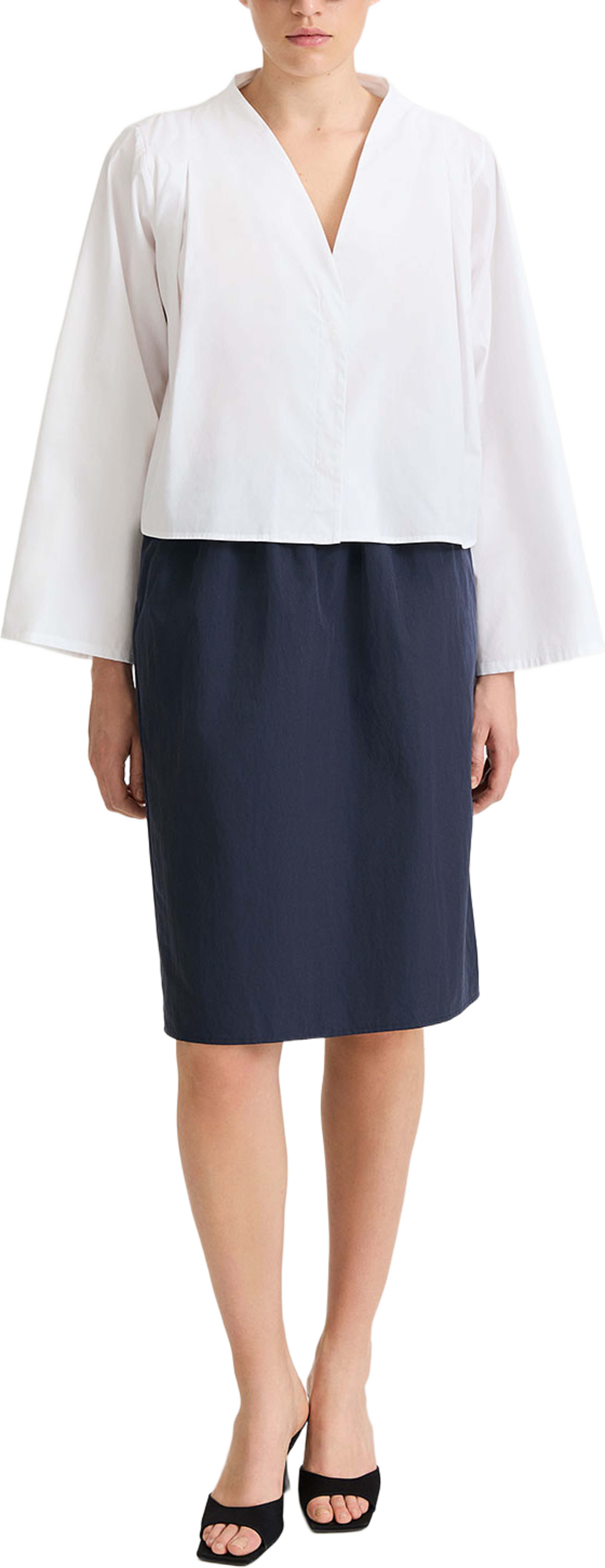 Jaylene Shirt, från Stylein, i färgen White. Klicka för att öppna bilden i stort format