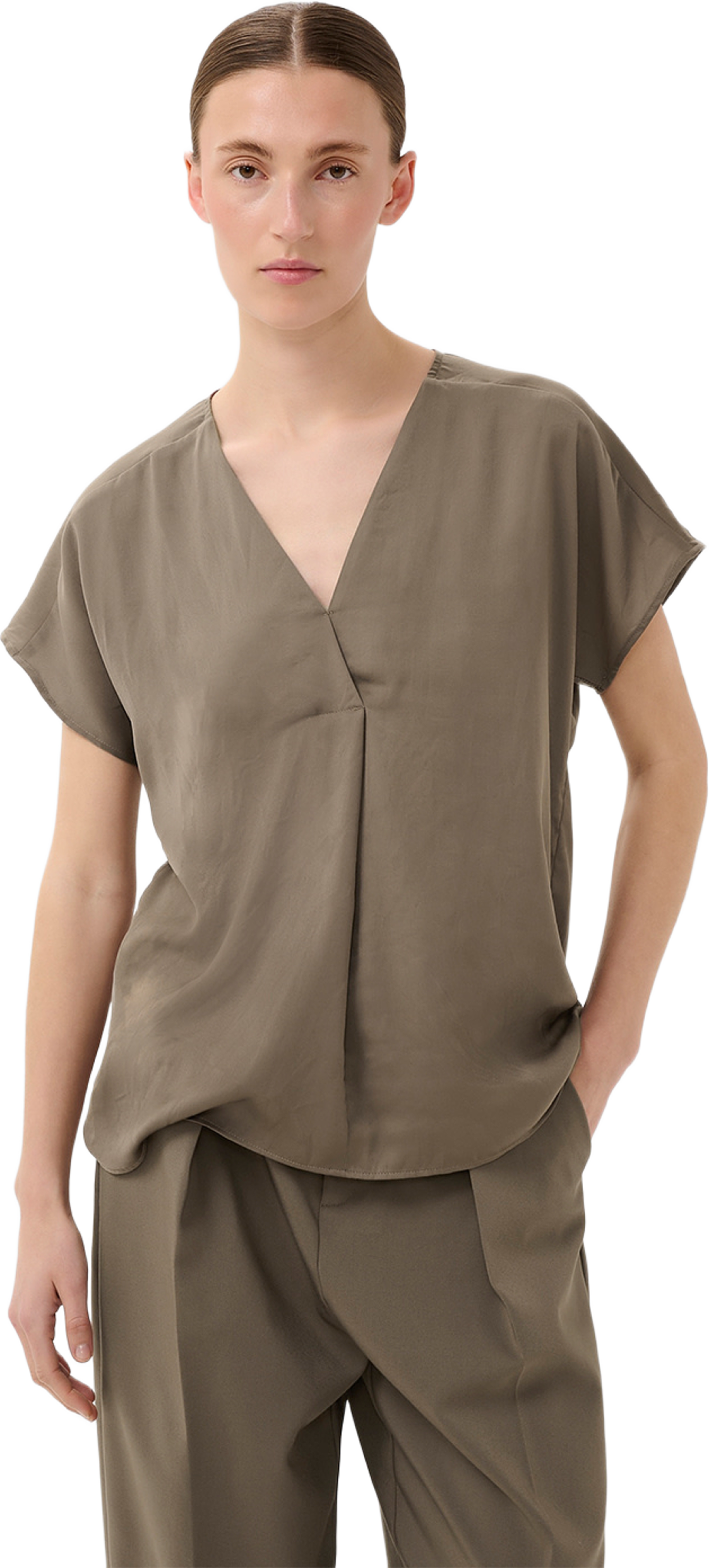 RindaIW Top, från Inwear, i färgen Coffee Quartz. Klicka för att öppna bilden i stort format