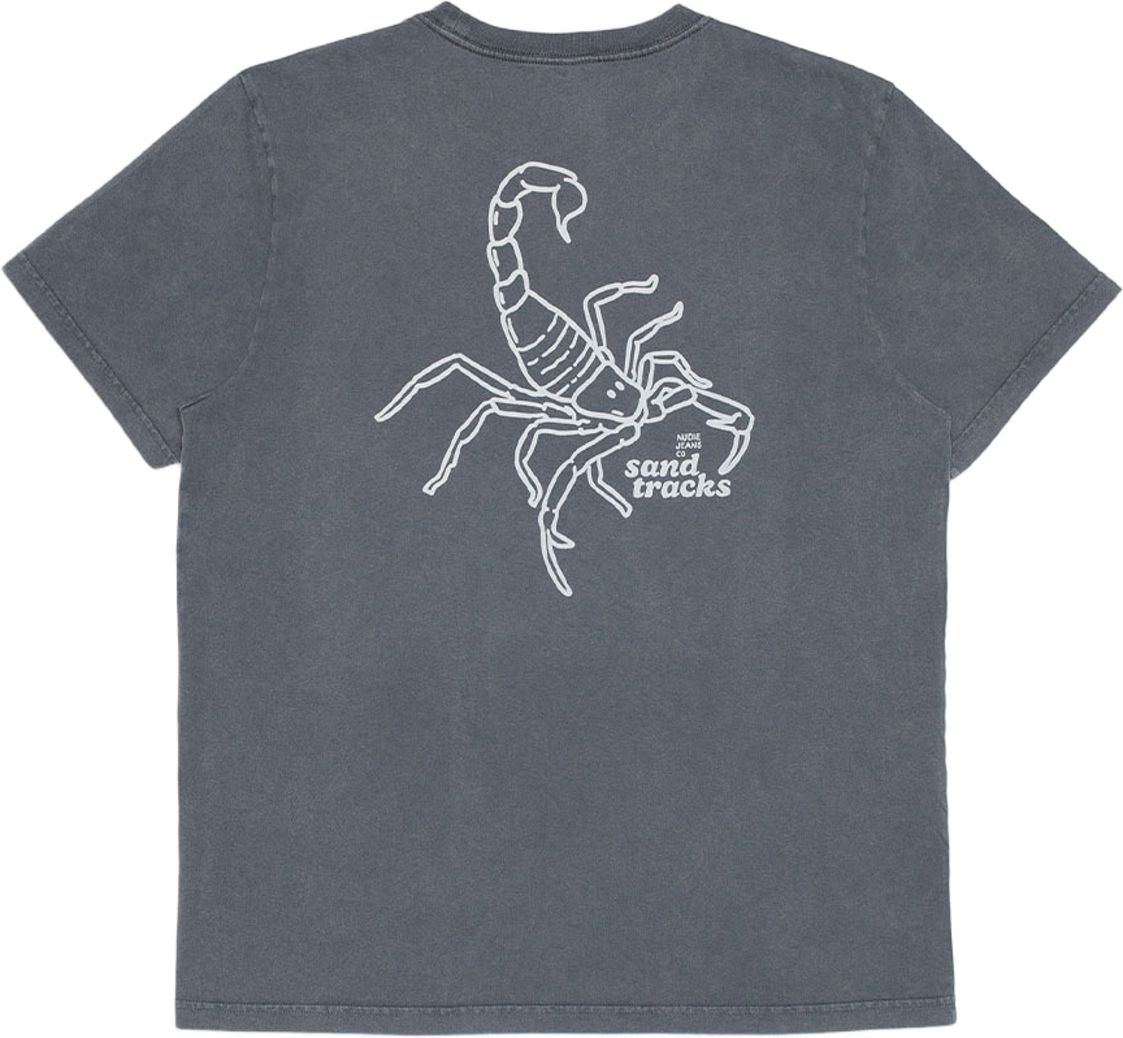 Roy Sand Tracks T-Shirt, från Nudie Jeans, i färgen Antracite. Klicka för att öppna bilden i stort format