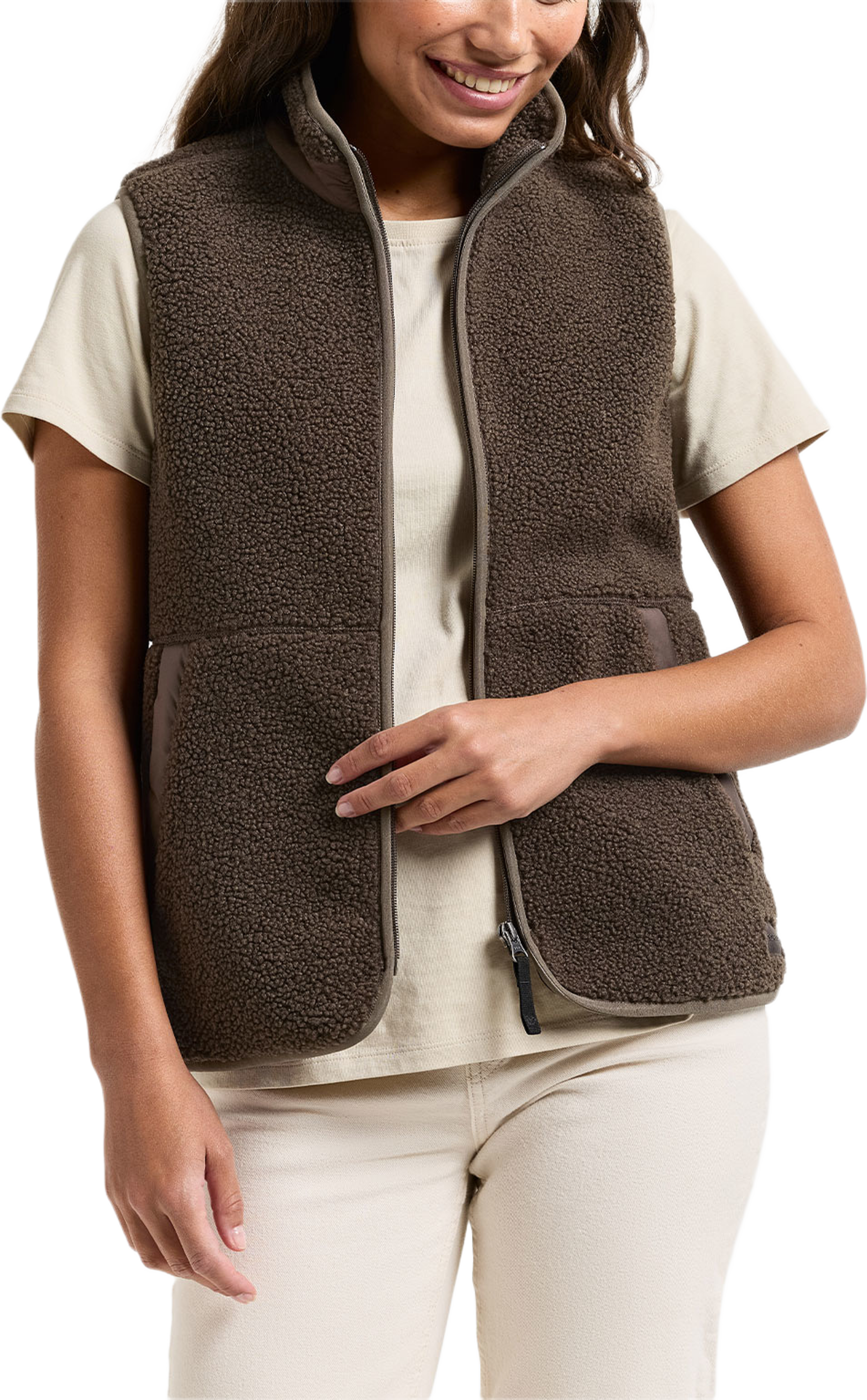 Siv Vest, från Didriksons, i färgen Dark Mocha. Klicka för att öppna bilden i stort format