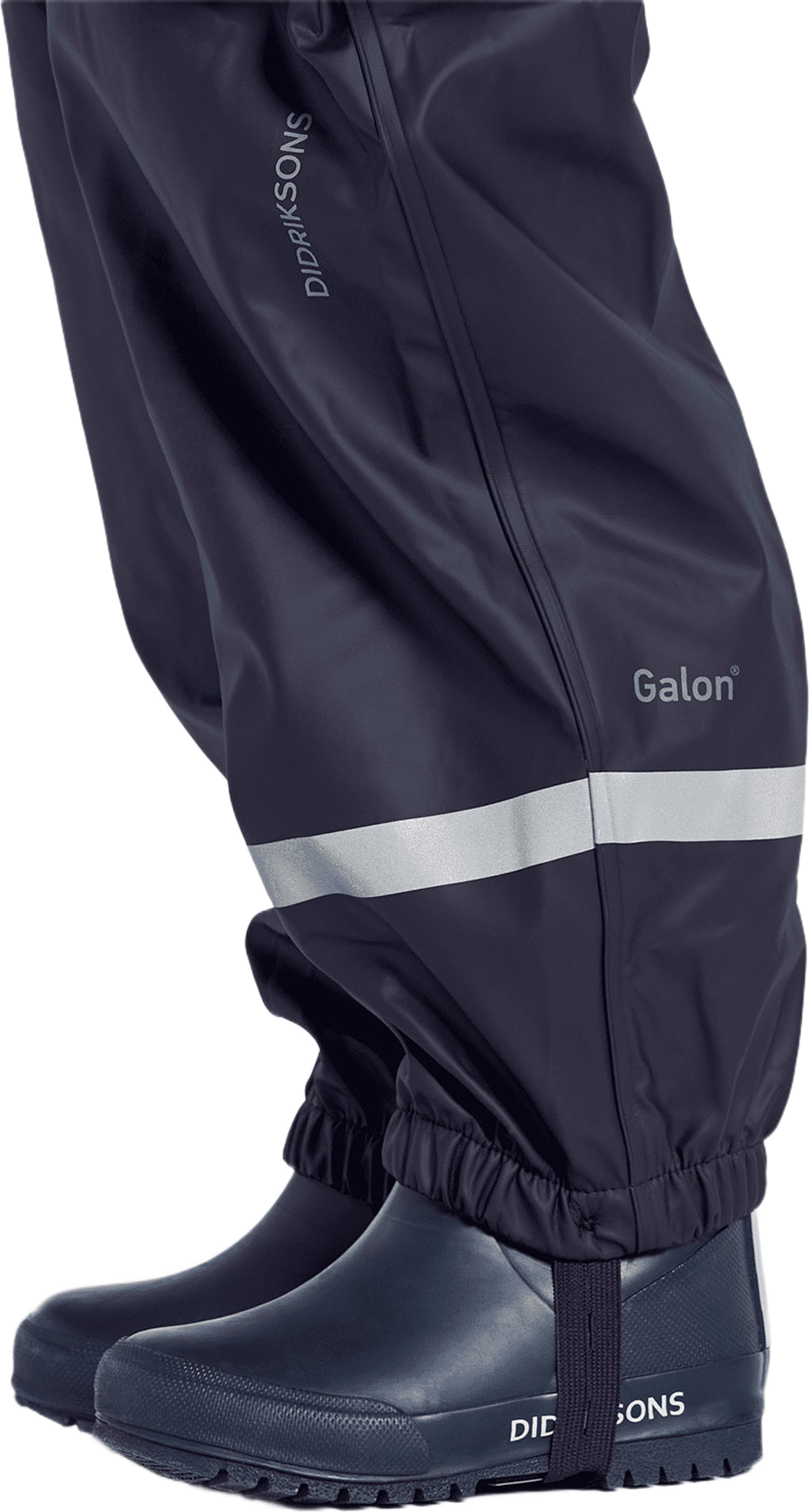 Plaskeman Pants, från Didriksons, i färgen Navy. Klicka för att öppna bilden i stort format