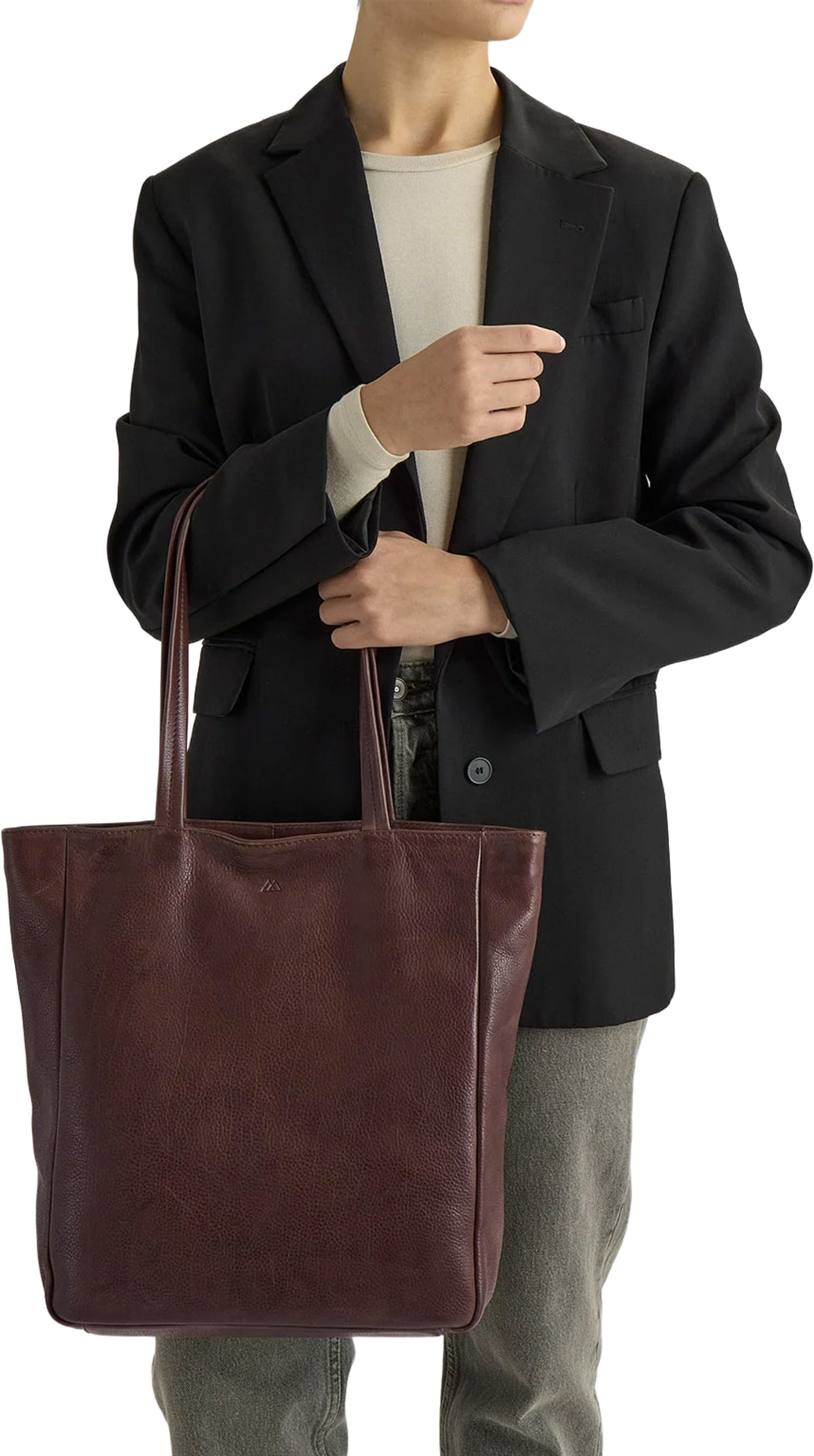 CoreMBG Cross Bag, från Markberg, i färgen Cognac W/Br. Gold. Klicka för att öppna bilden i stort format