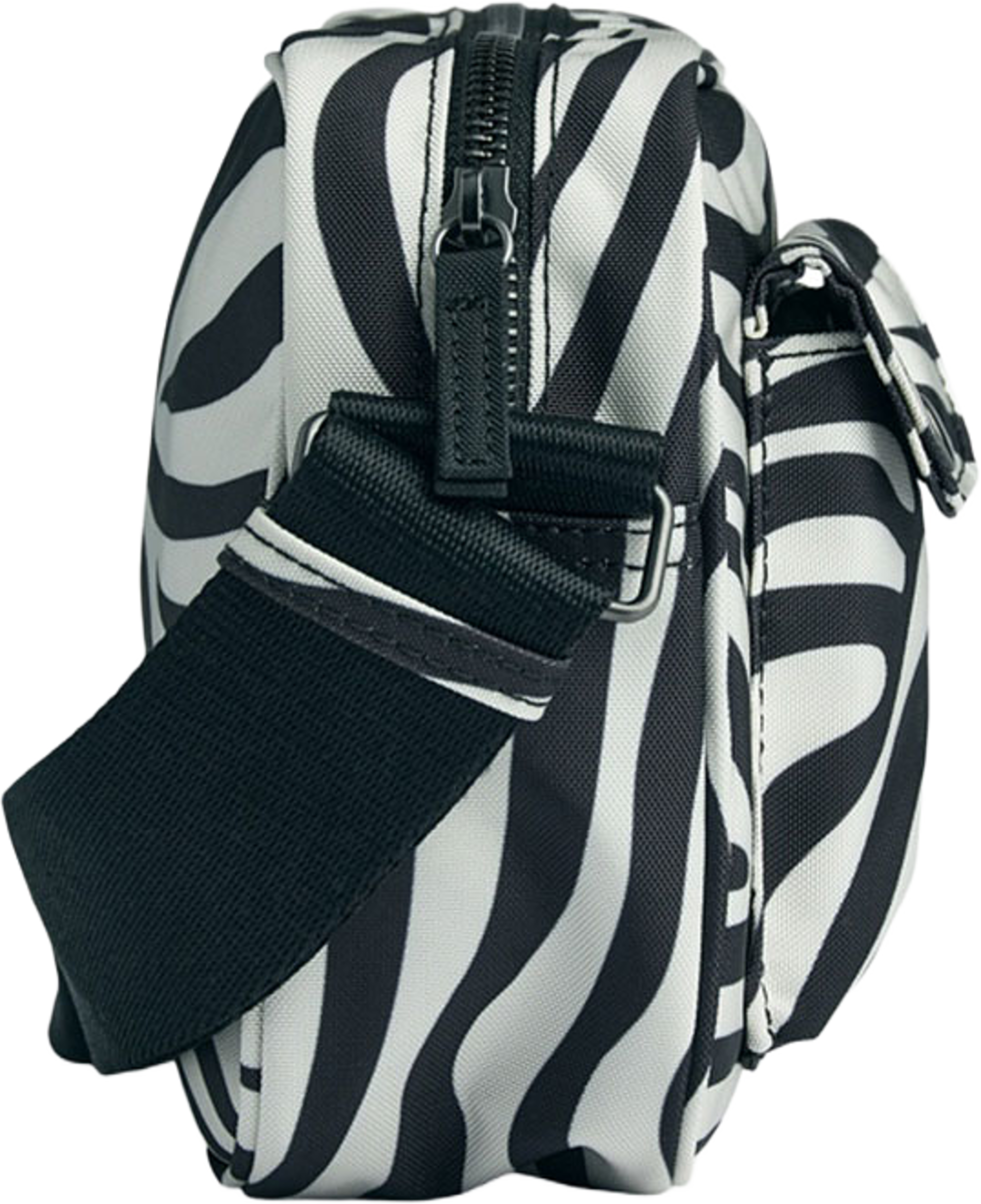 DarlaMBG Monochrome Bag, från Markberg, i färgen Zebra. Klicka för att öppna bilden i stort format