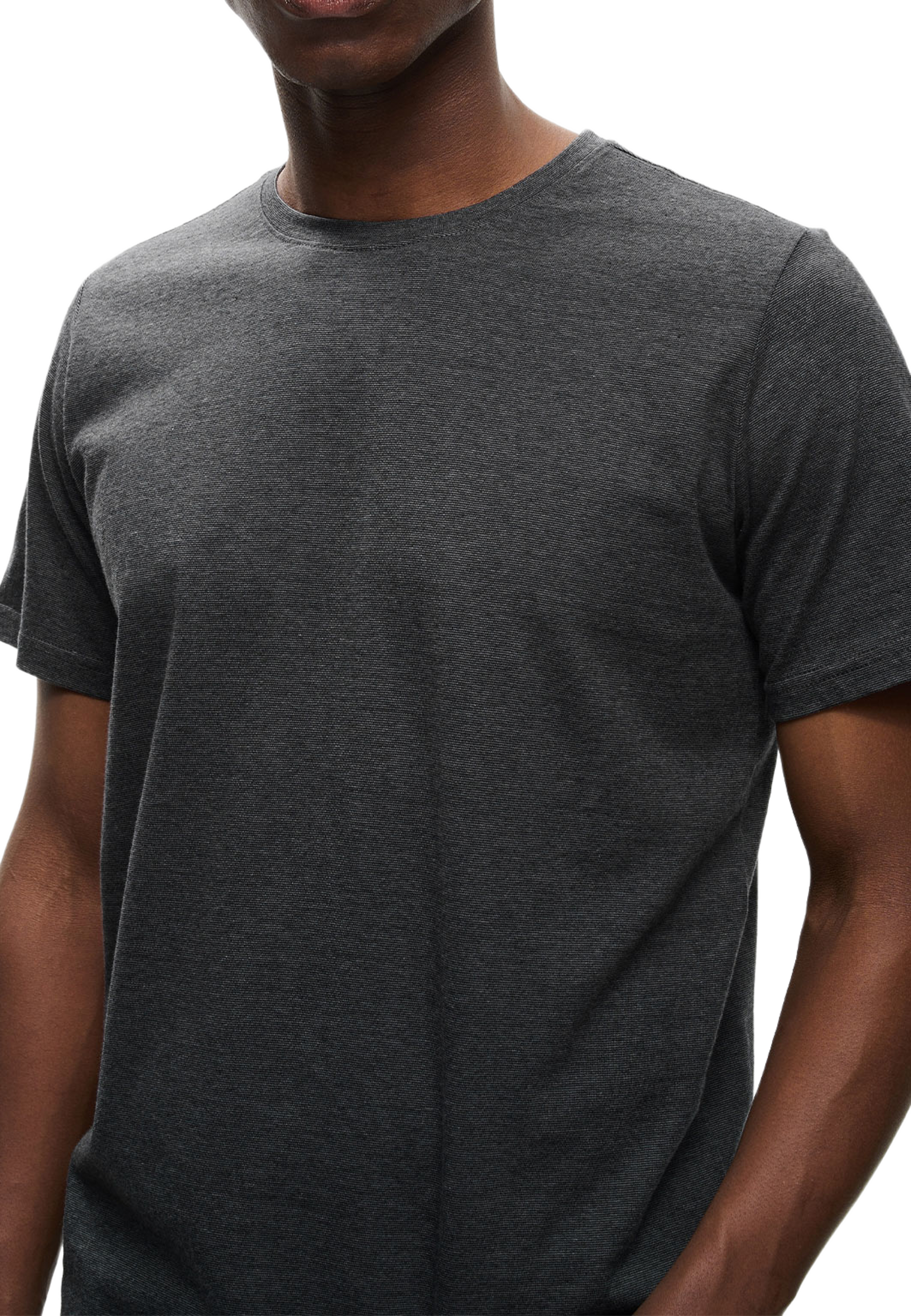 Jermane T-shirt, från Matinique, i färgen Iron Gate. Klicka för att öppna bilden i stort format