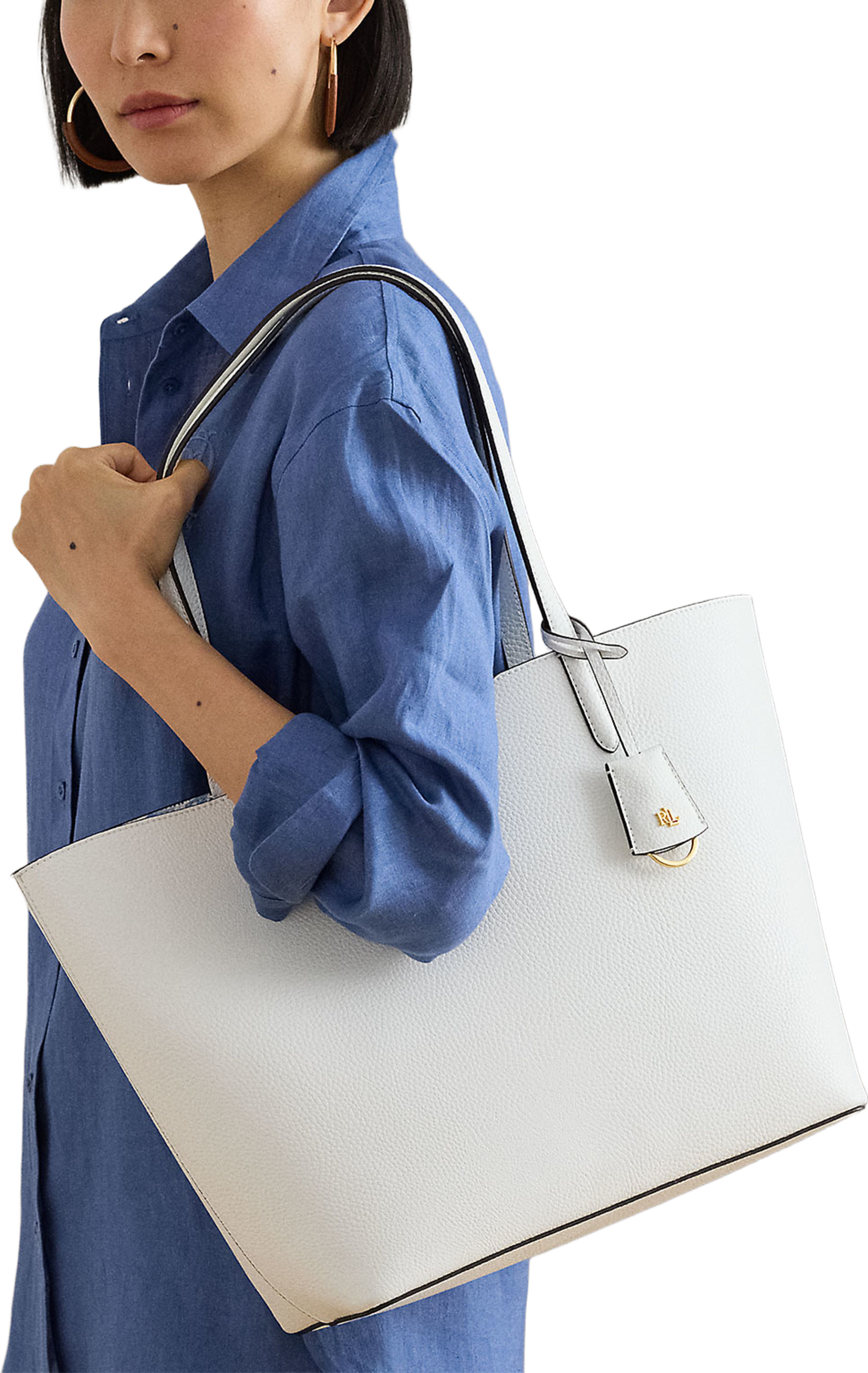 Faux-Leather Reversible Tote, från Lauren Ralph Lauren, i färgen White/Summer Paisley. Klicka för att öppna bilden i stort format