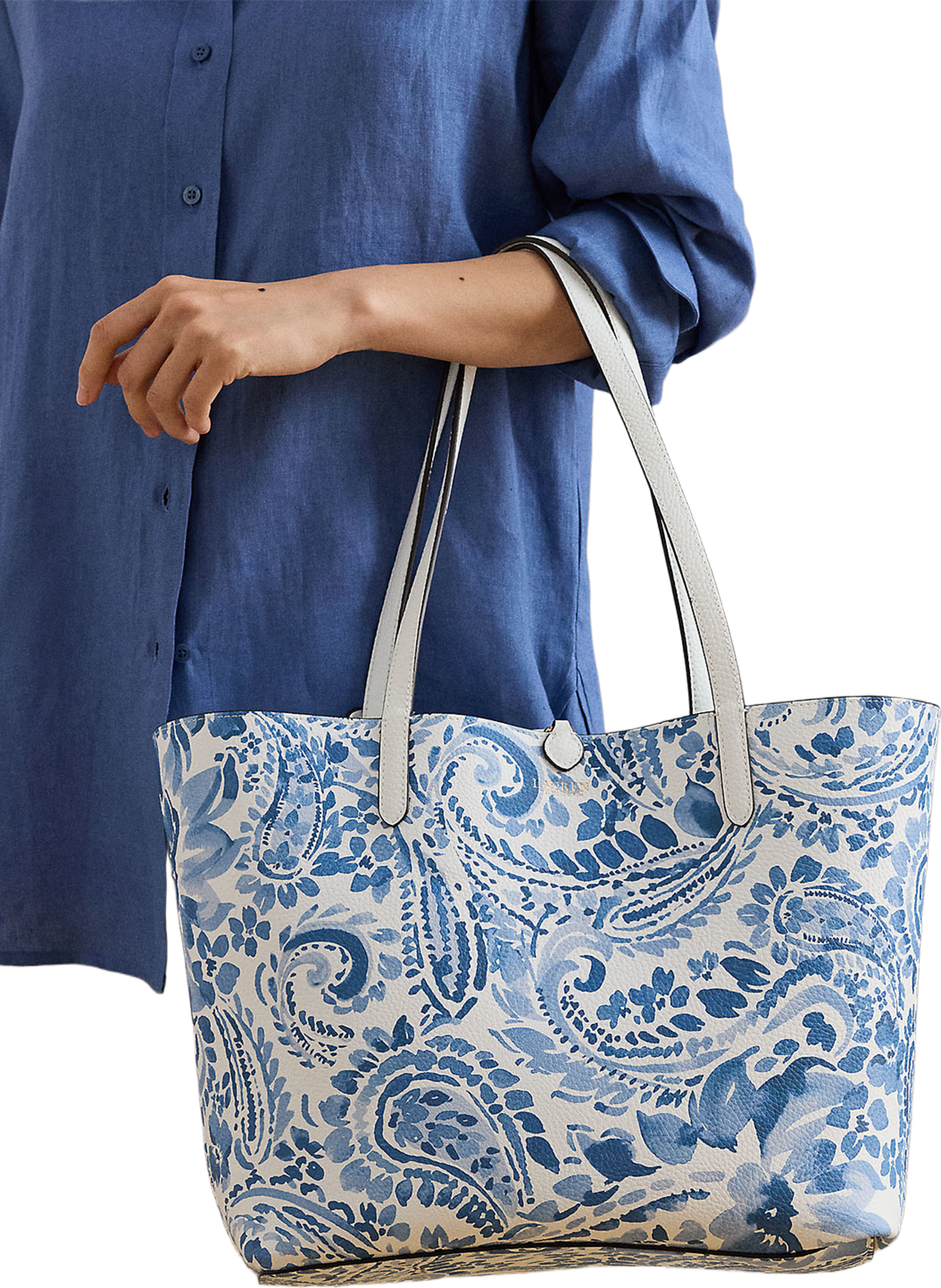 Faux-Leather Reversible Tote, från Lauren Ralph Lauren, i färgen White/Summer Paisley. Klicka för att öppna bilden i stort format